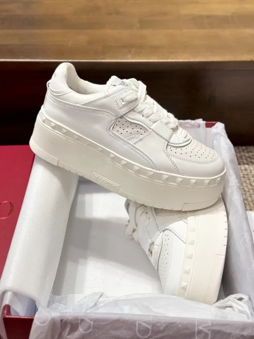 VALENTINO Кроссовки Garavani Freedots XL