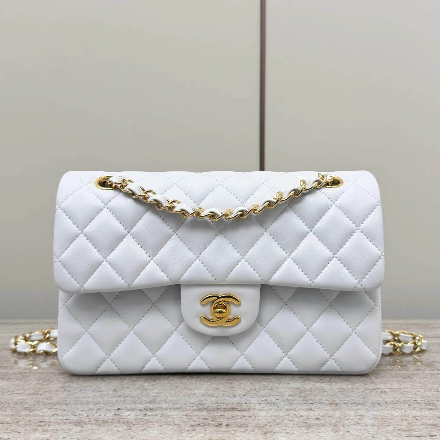 CHANEL Женская сумка CF23 Classic Flap