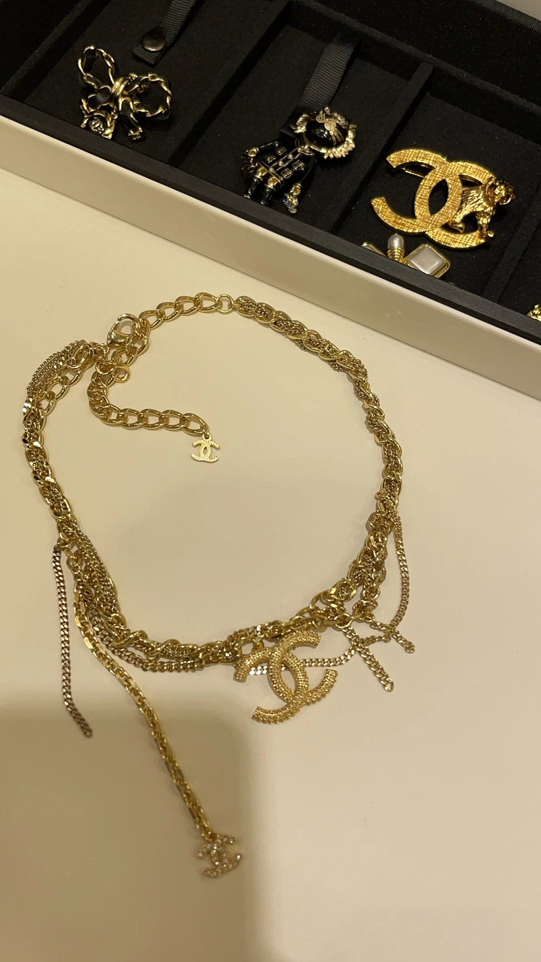 CHANEL Женское двуслойное ретро колье CHANEL Женское двуслойное ретро колье