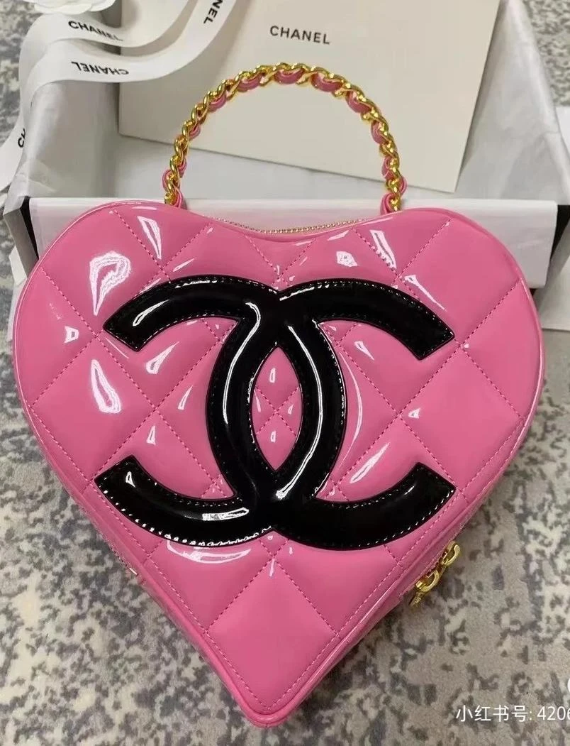 CHANEL Женская винтажная сумка в форме сердца