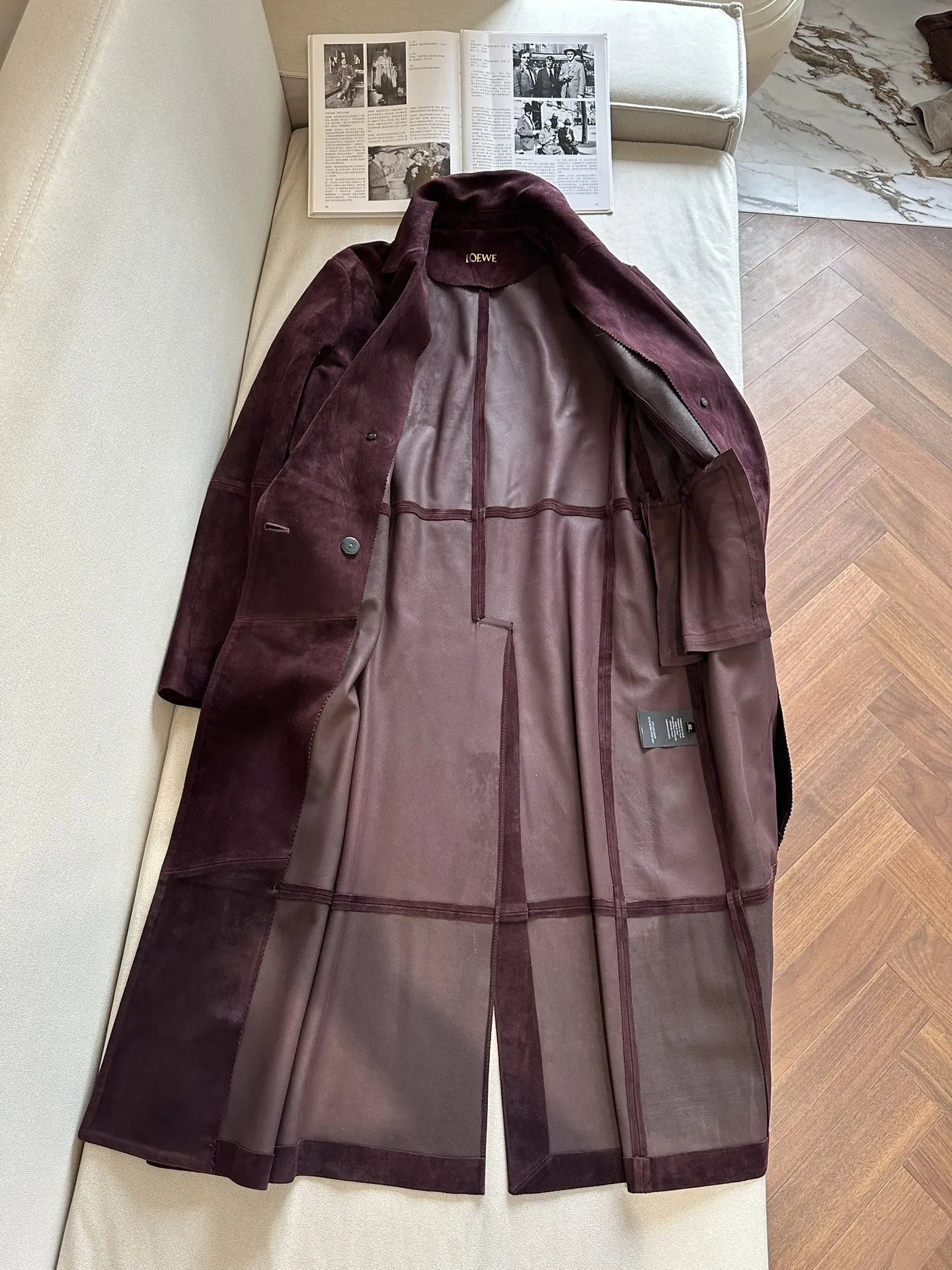 LOEWE Женское пальто из замши LOEWE Женское пальто из замши