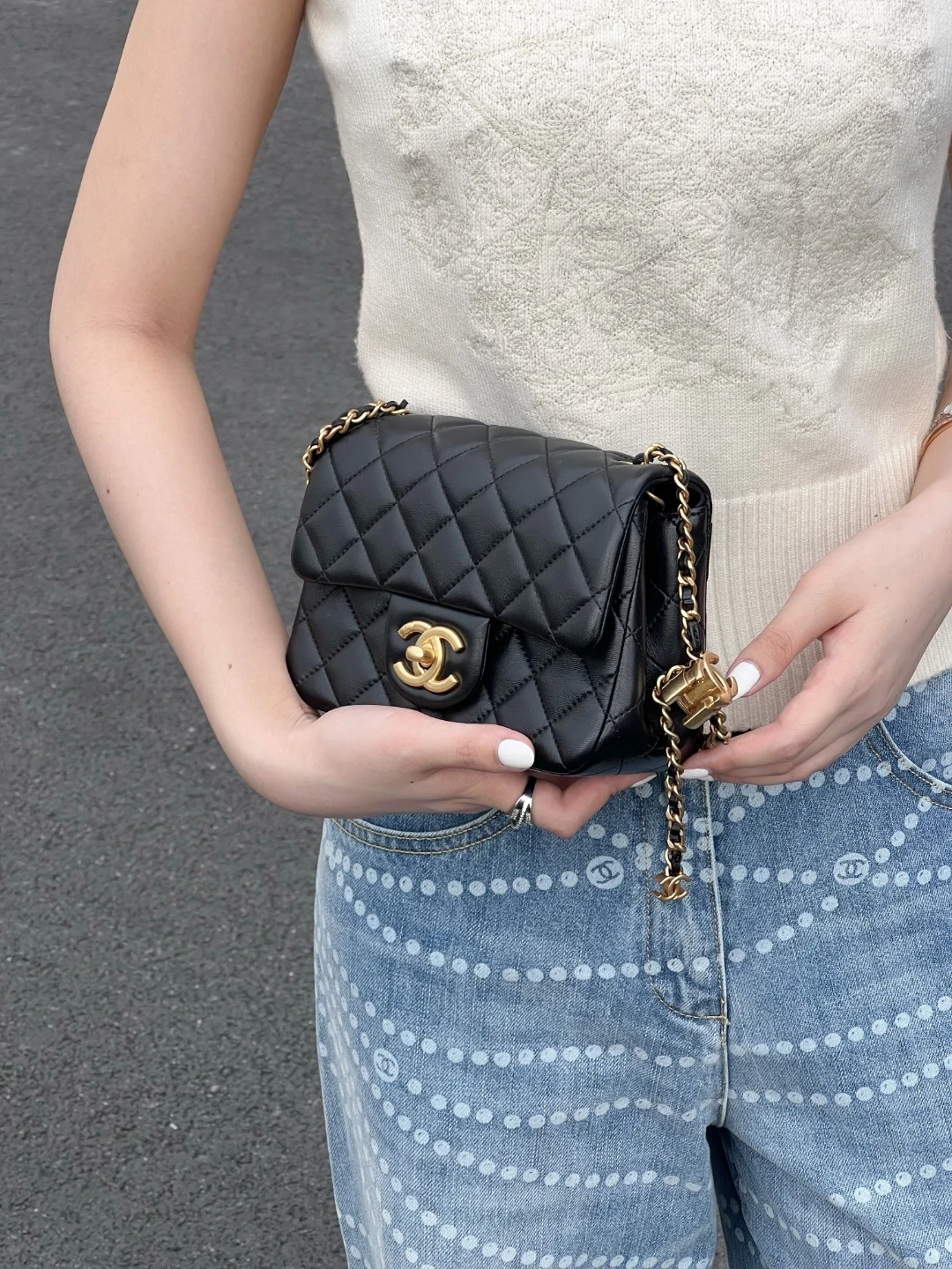 CHANEL Женская сумка 25B CHANEL Женская сумка 25B