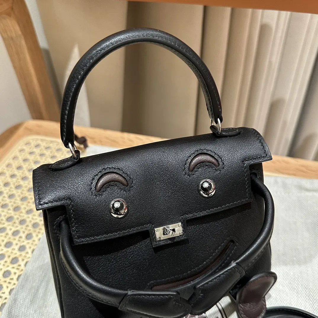 Hermes Женская сумка Kelly Doll 16 см Epsom Hermes Женская сумка Kelly Doll 16 см Epsom