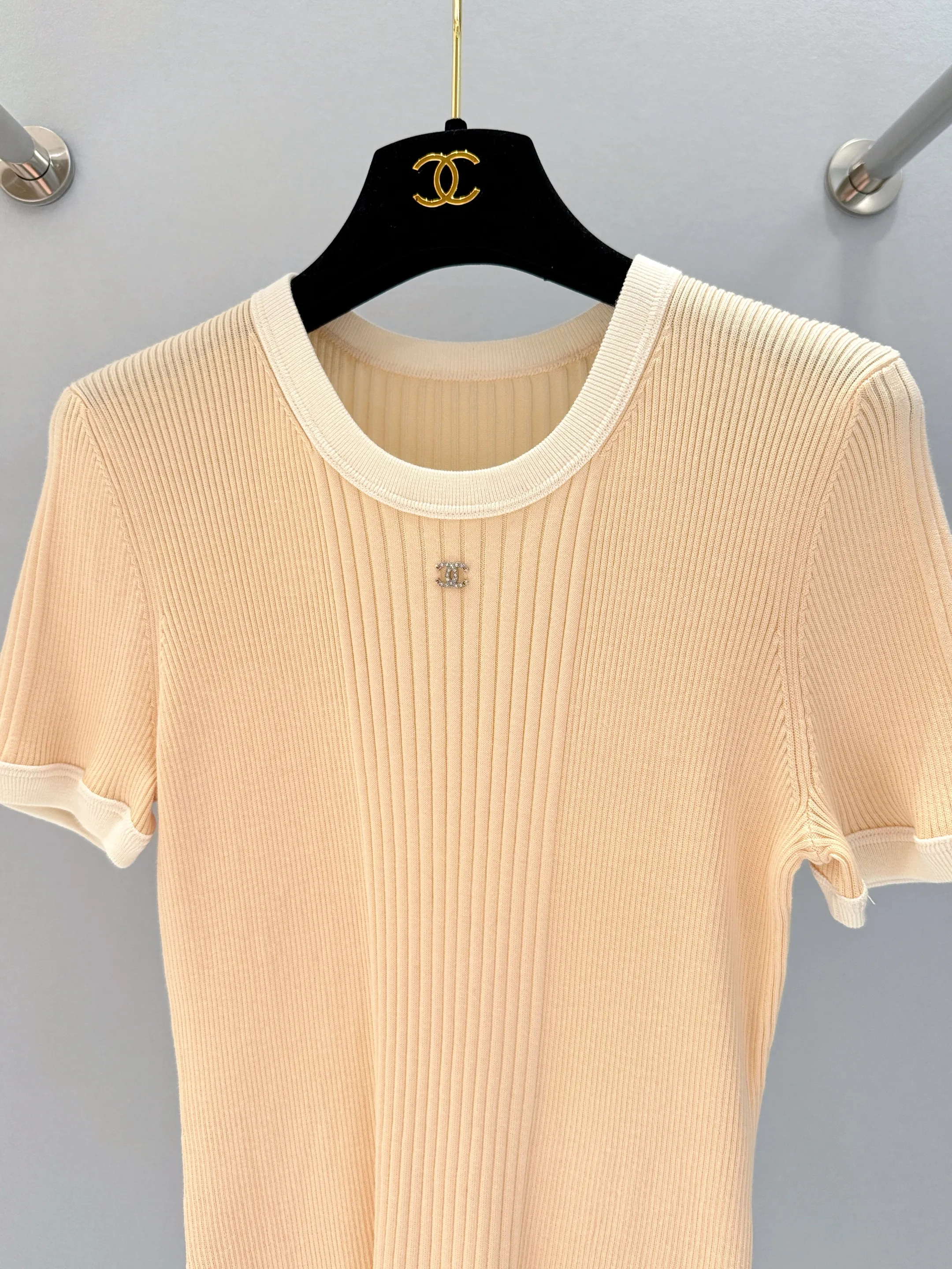 CHANEL Женская футболка хлопок CHANEL Женская футболка хлопок