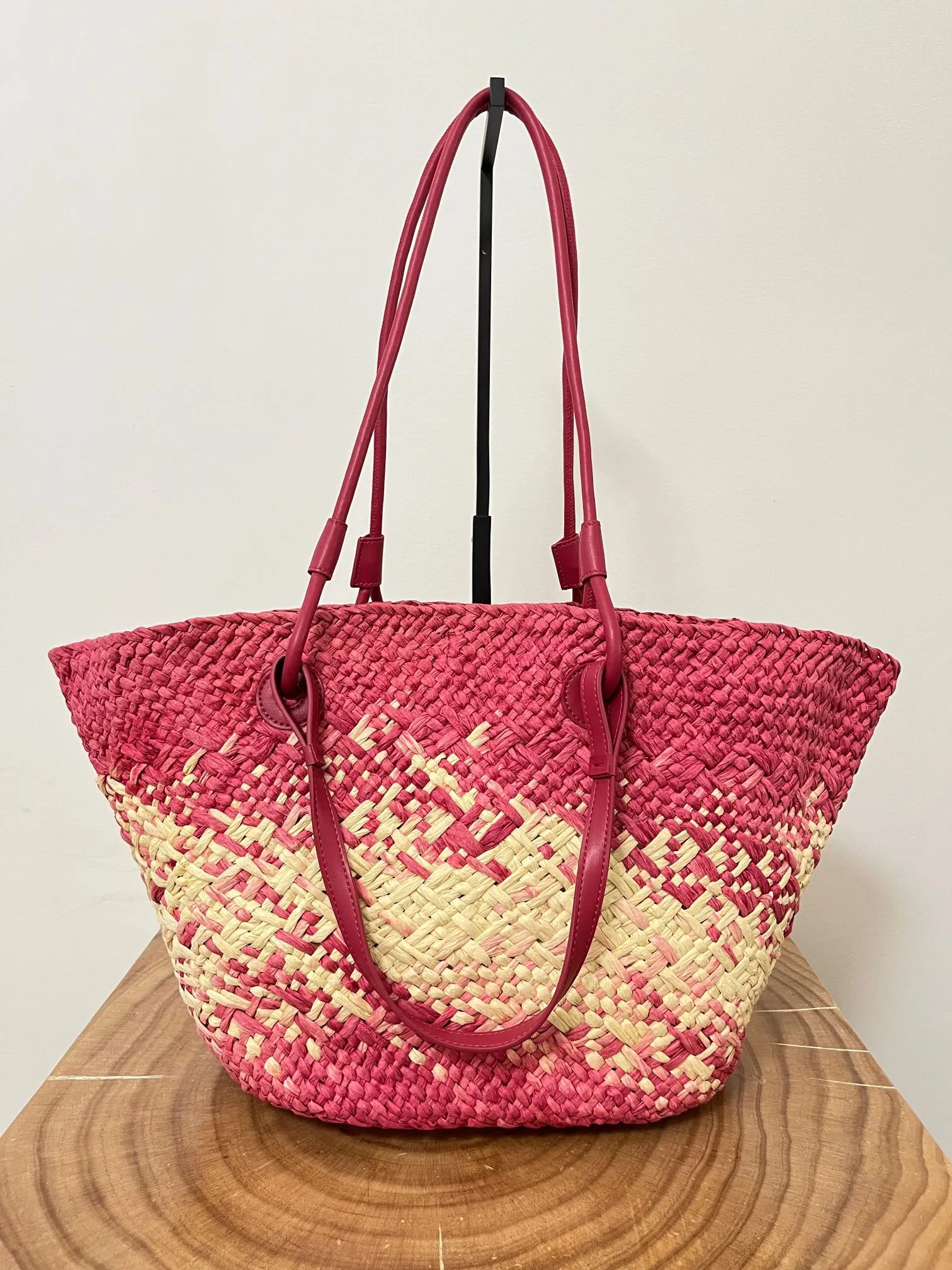 LOEWE Женская пляжная сумка Anagram Basket