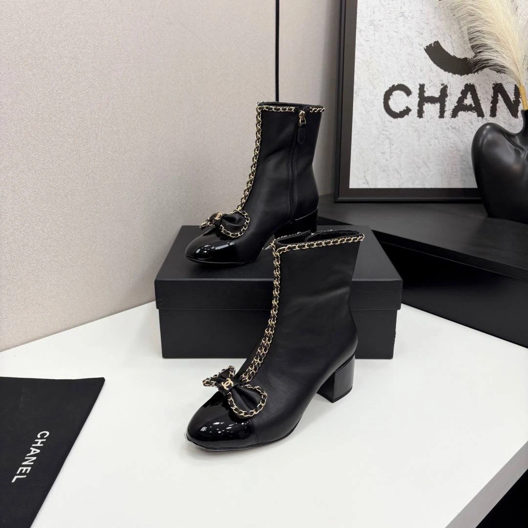 CHANEL Женские ботильоны CHANEL Женские ботильоны