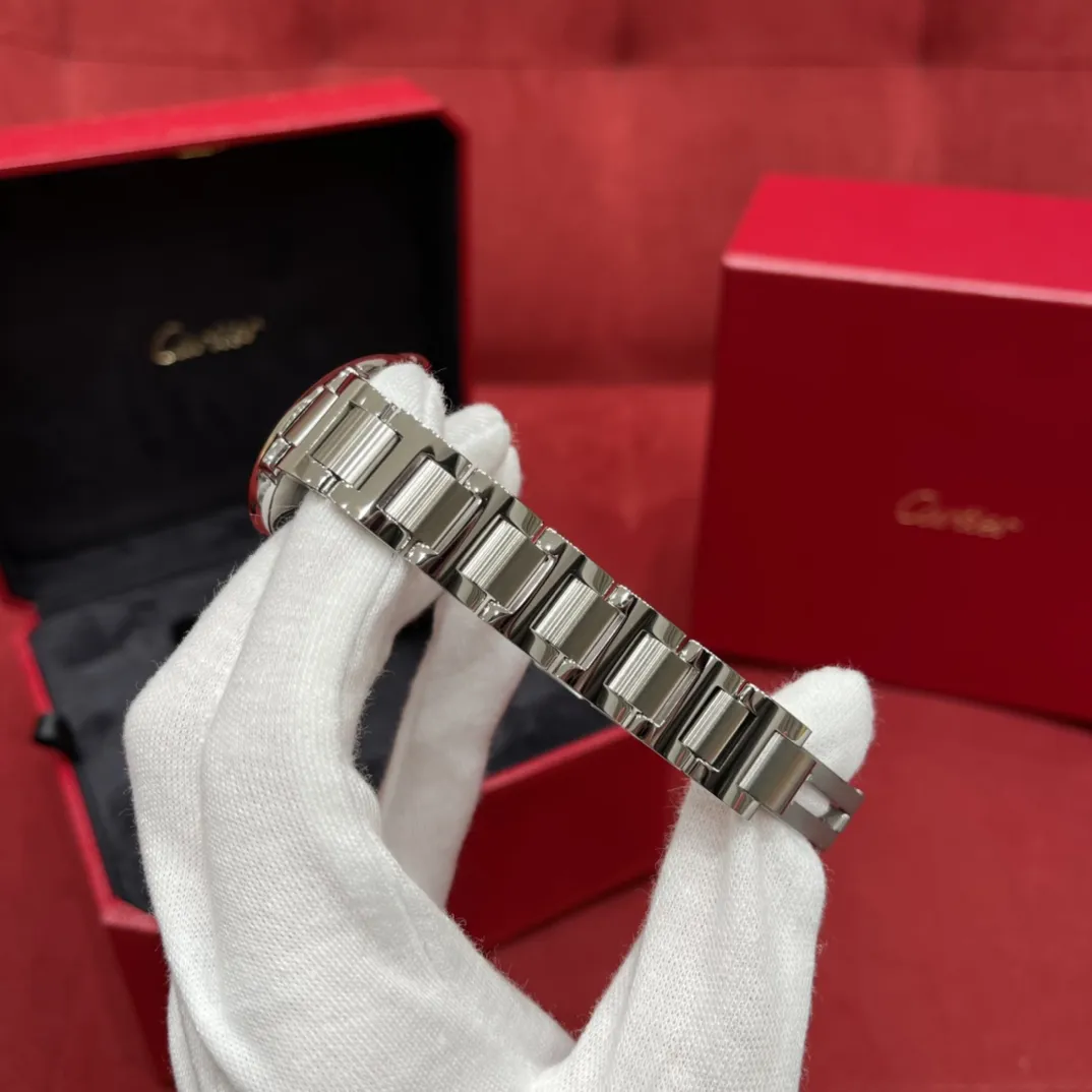 CARTIER Женские часы Ballon Bleu WSBB0044 33 мм CARTIER Женские часы Ballon Bleu WSBB0044 33 мм