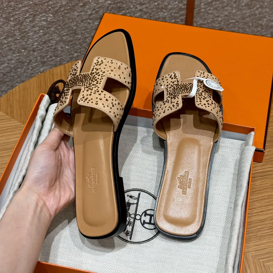 HERMES Женские сандалии Oran с стразами 