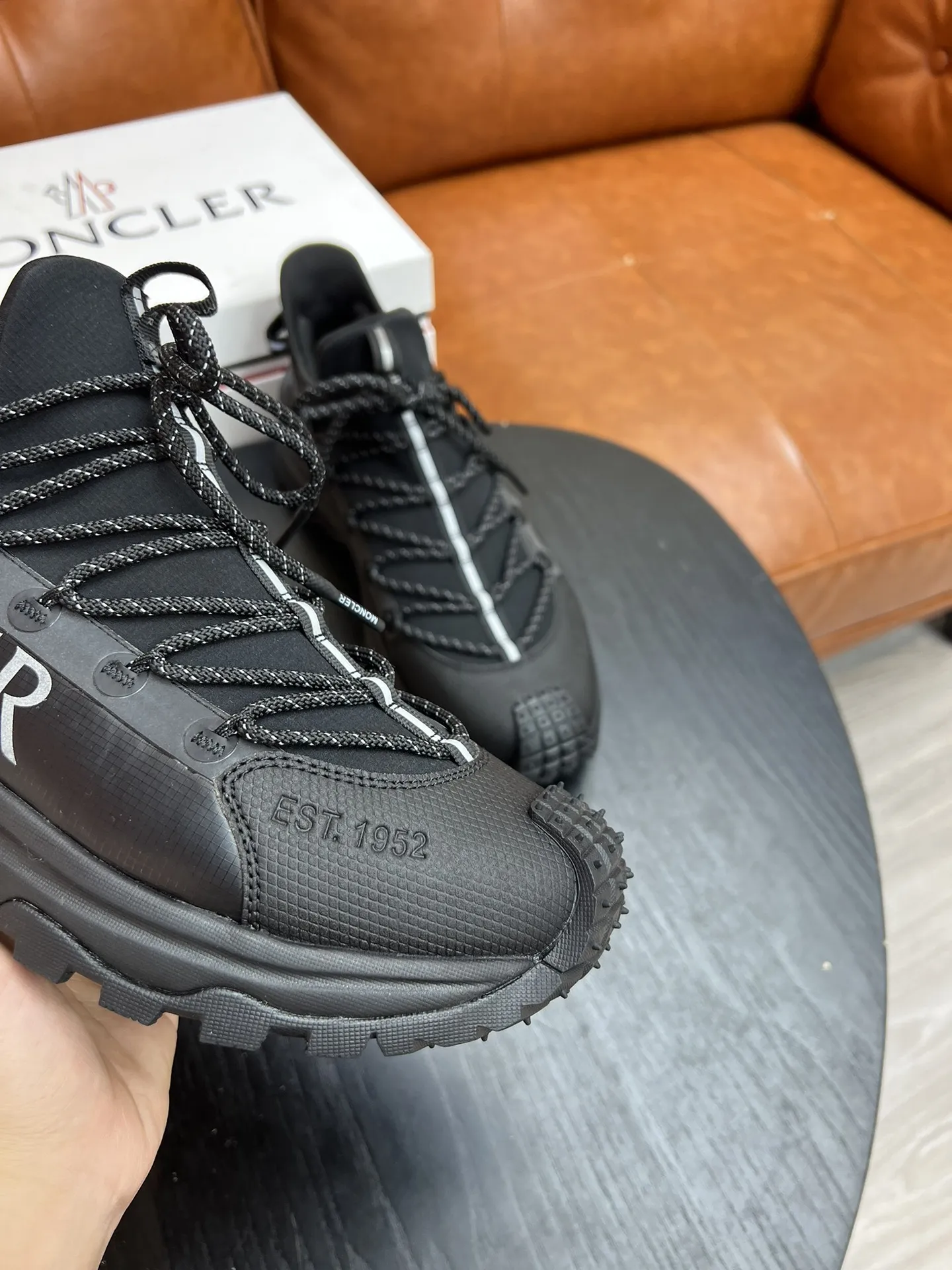 MONCLER Мужские кроссовки Mongolian