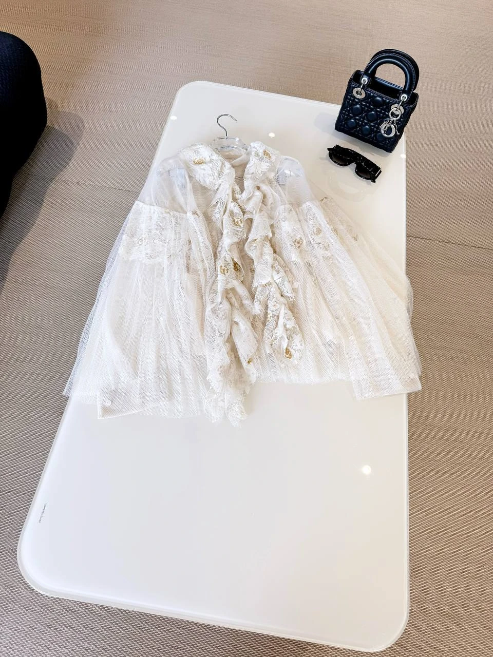 CHRISTIAN DIOR Женская блуза CHRISTIAN DIOR Женская блуза