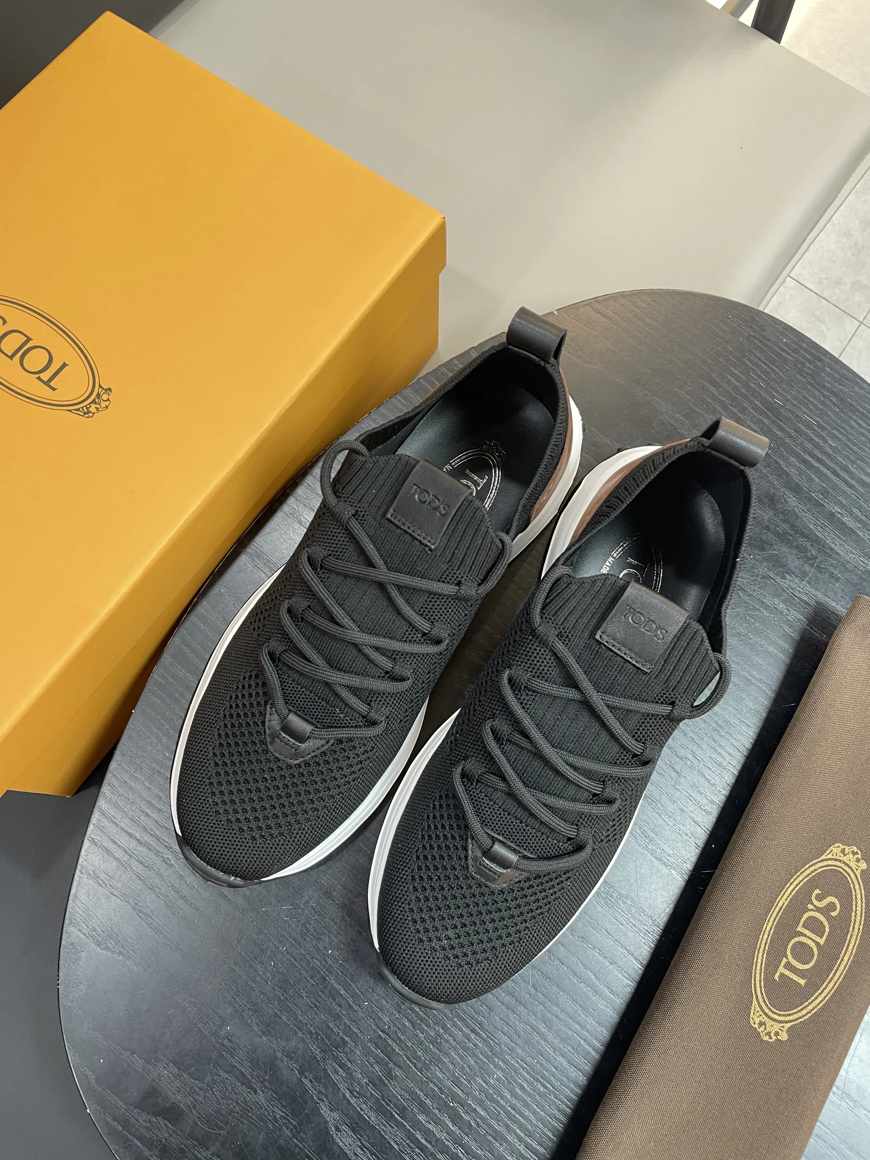 TOD'S Мужские кроссовки зеленые