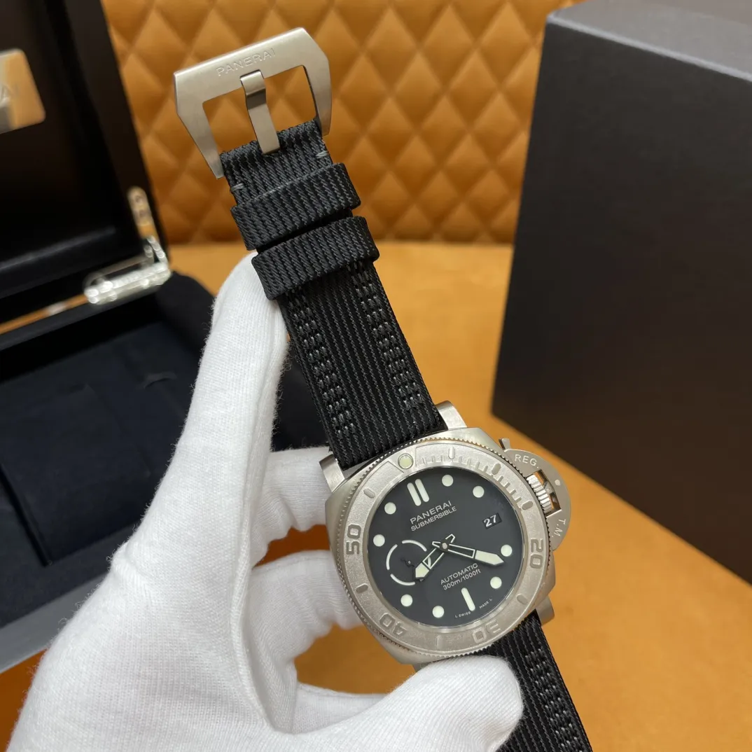 PANERAI Мужские часы Submersible PAM00984 47 мм PANERAI Мужские часы Submersible PAM00984 47 мм