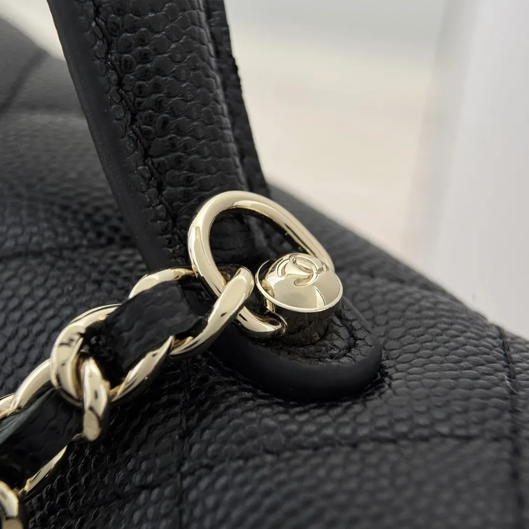 CHANEL Женская сумка-рюкзак 25C