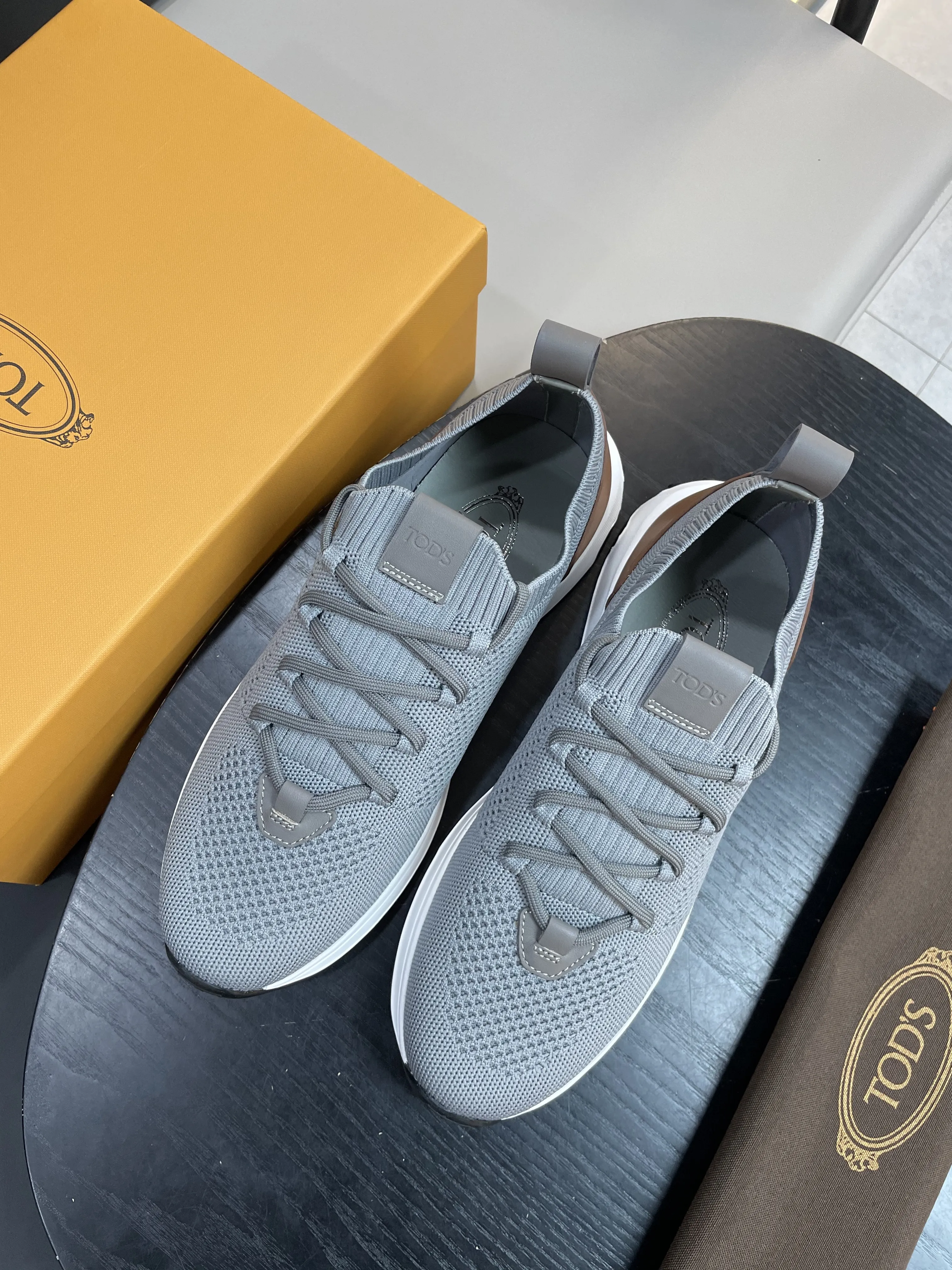 TOD'S Мужские кроссовки зеленые