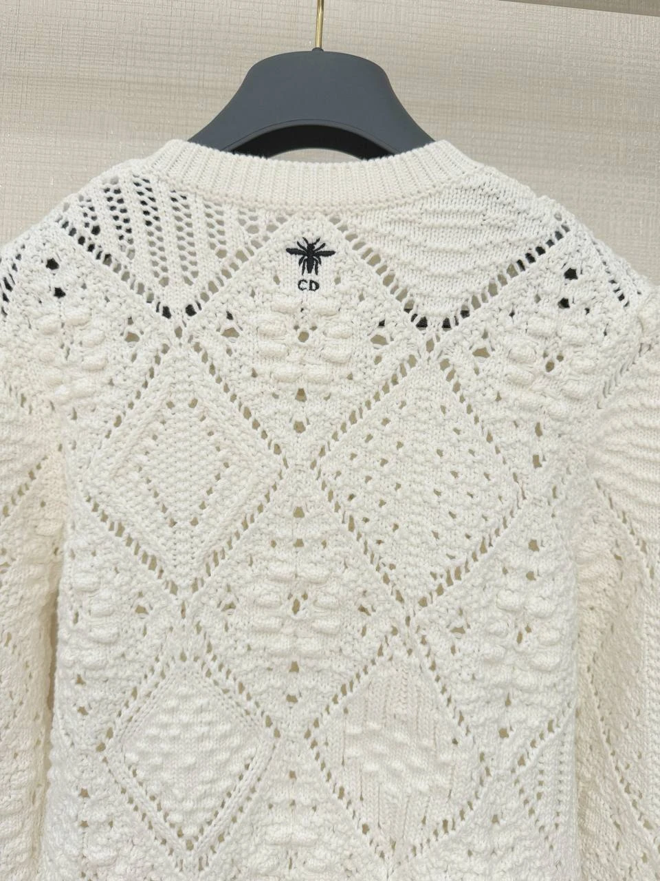 CHRISTIAN DIOR Женский свитер CHRISTIAN DIOR Женский свитер