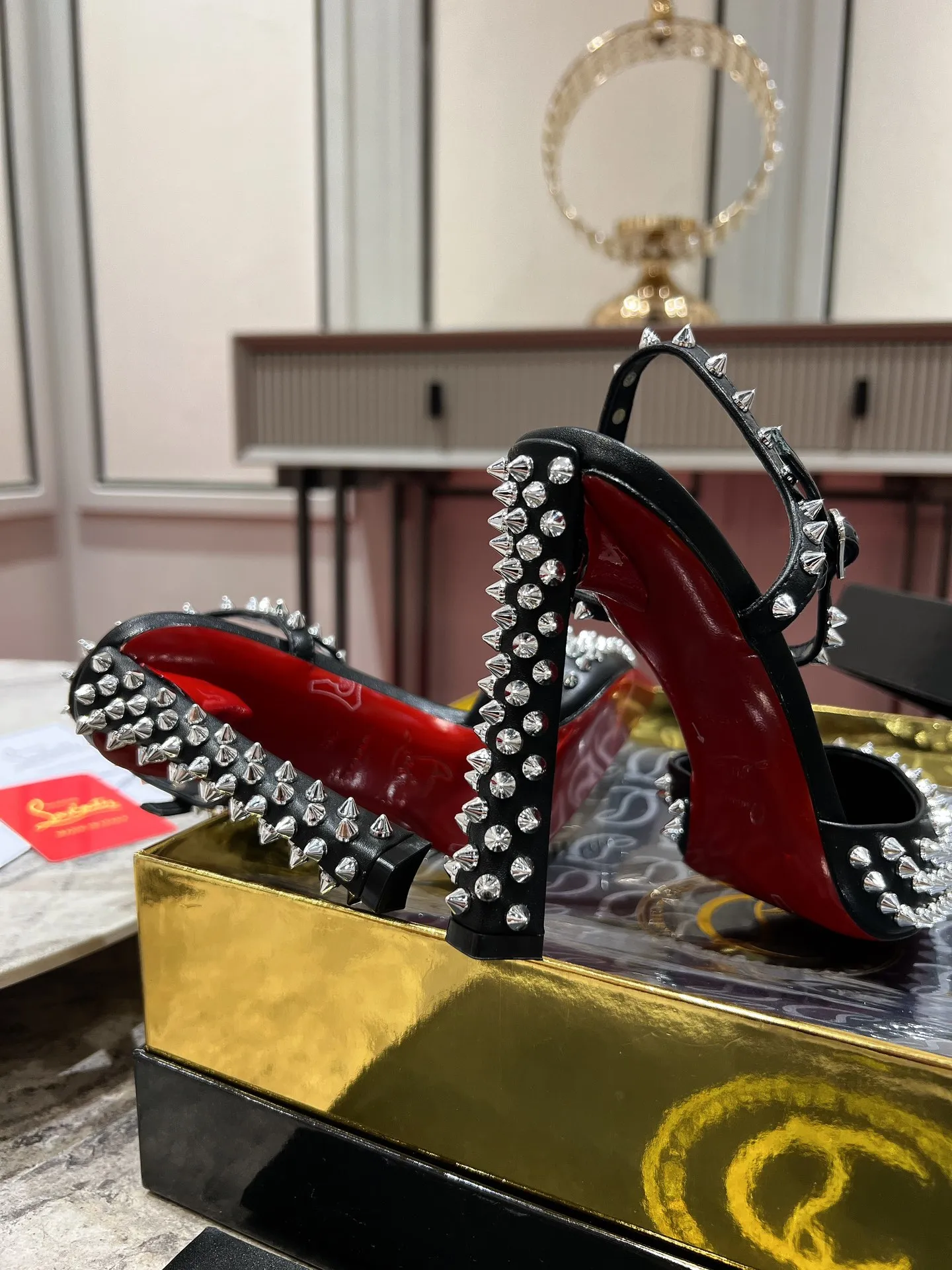 CHRISTIAN LOUBOUTIN Женские туфли CHRISTIAN LOUBOUTIN Женские туфли