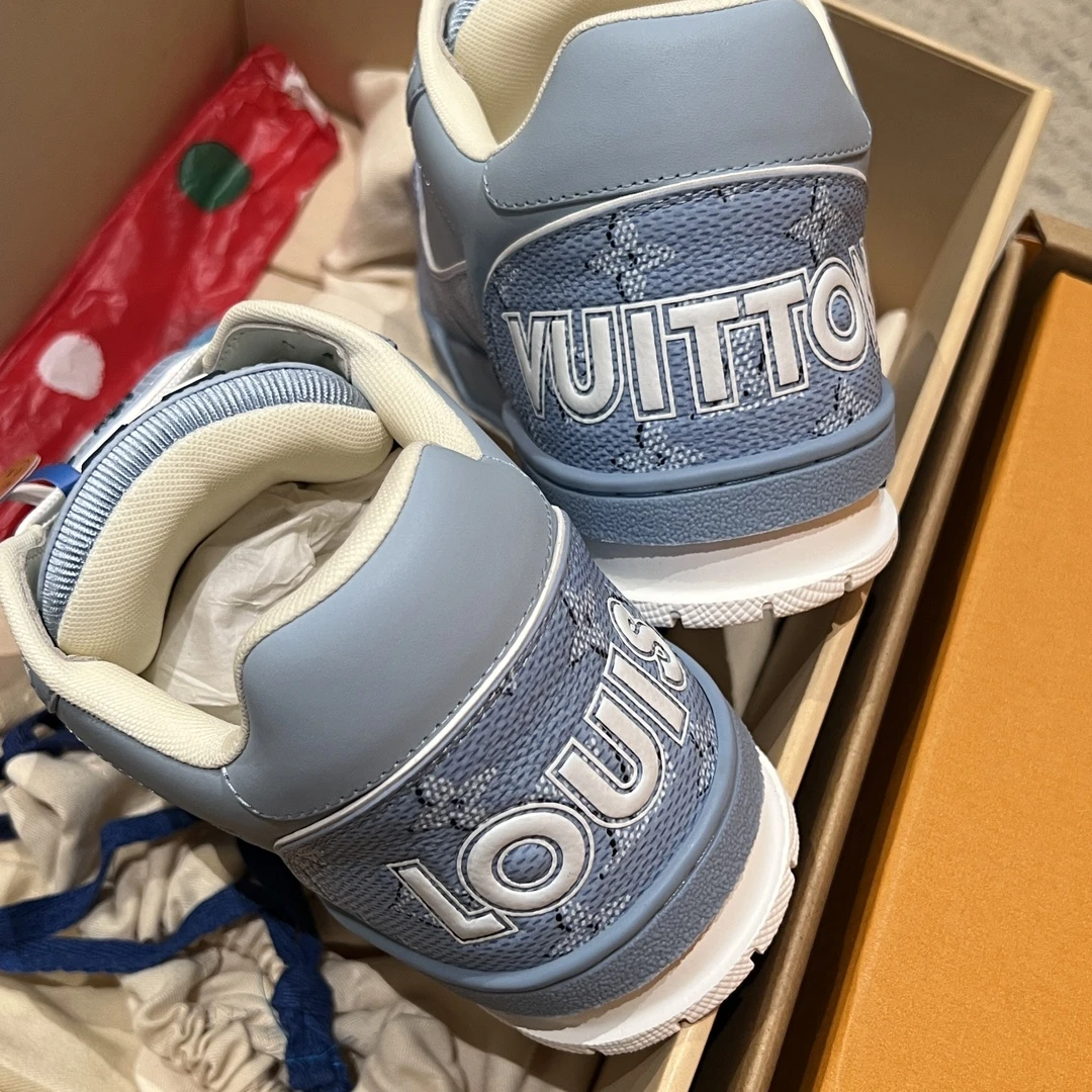 LOUIS VUITTON Кроссовки Trainer