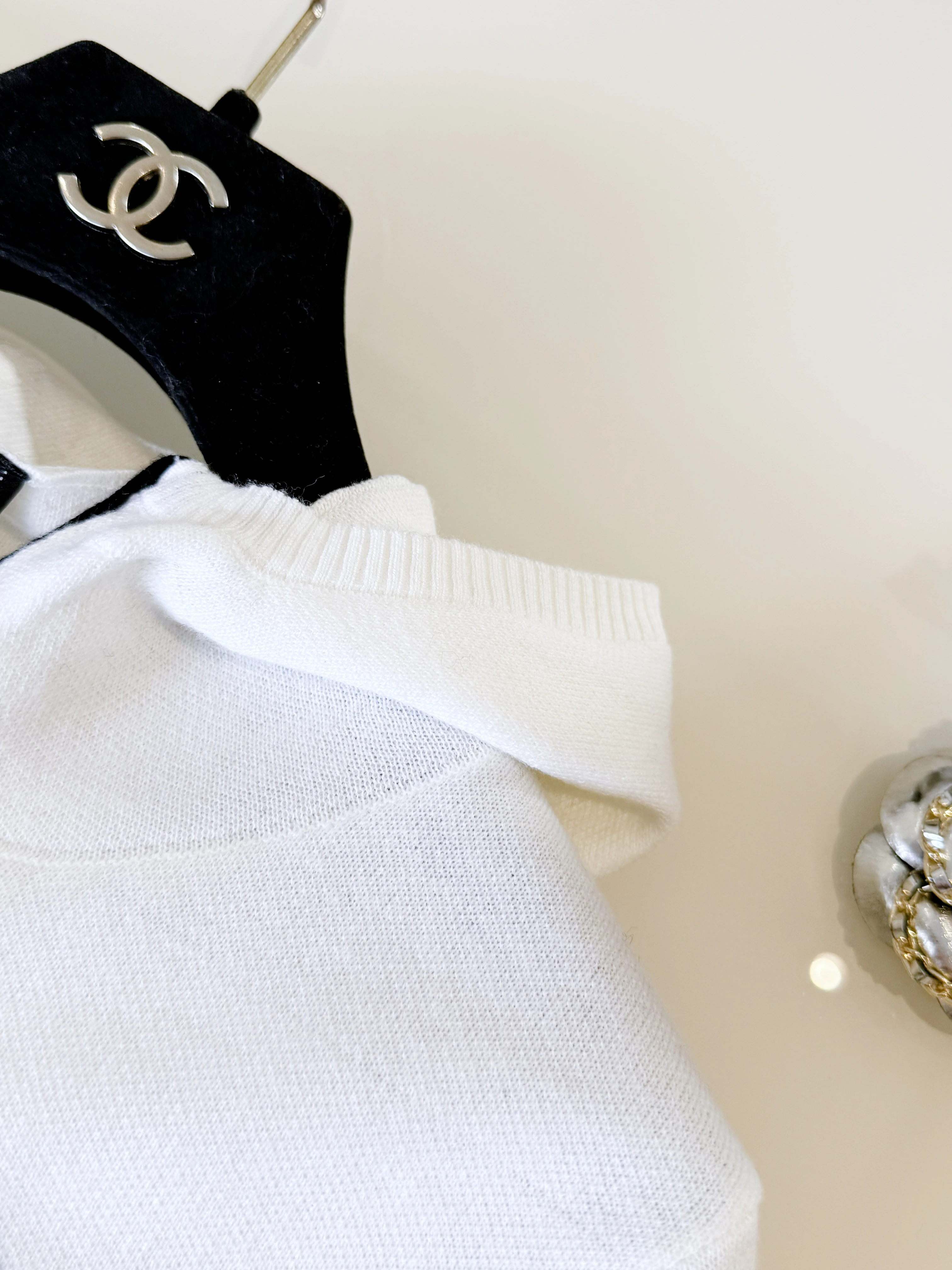 CHANEL Женский лонгслив из шерсти CHANEL Женский лонгслив из шерсти