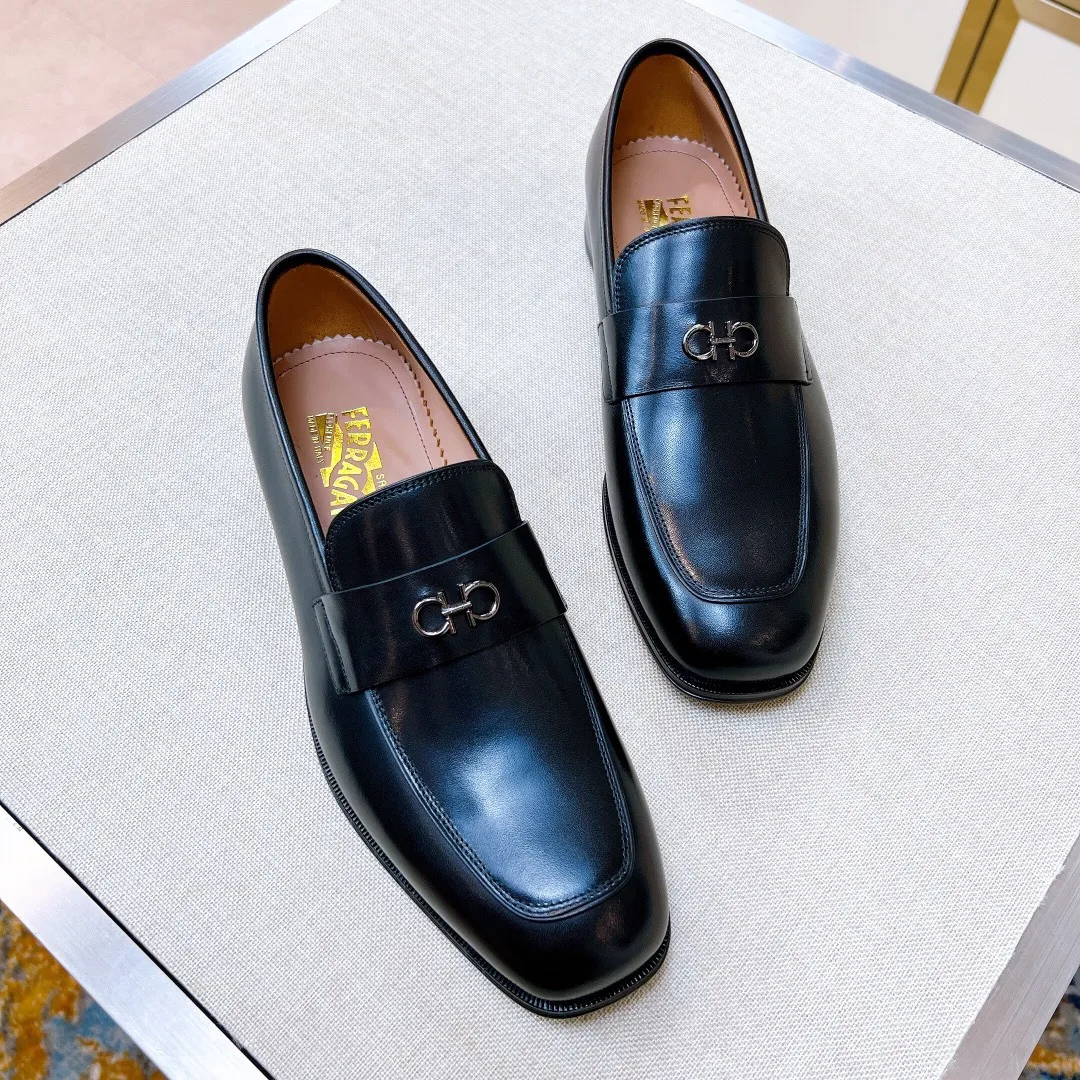 SALVATORE FERRAGAMO Мужские лоферы из импортной коровьей кожи SALVATORE FERRAGAMO Мужские лоферы из импортной коровьей кожи