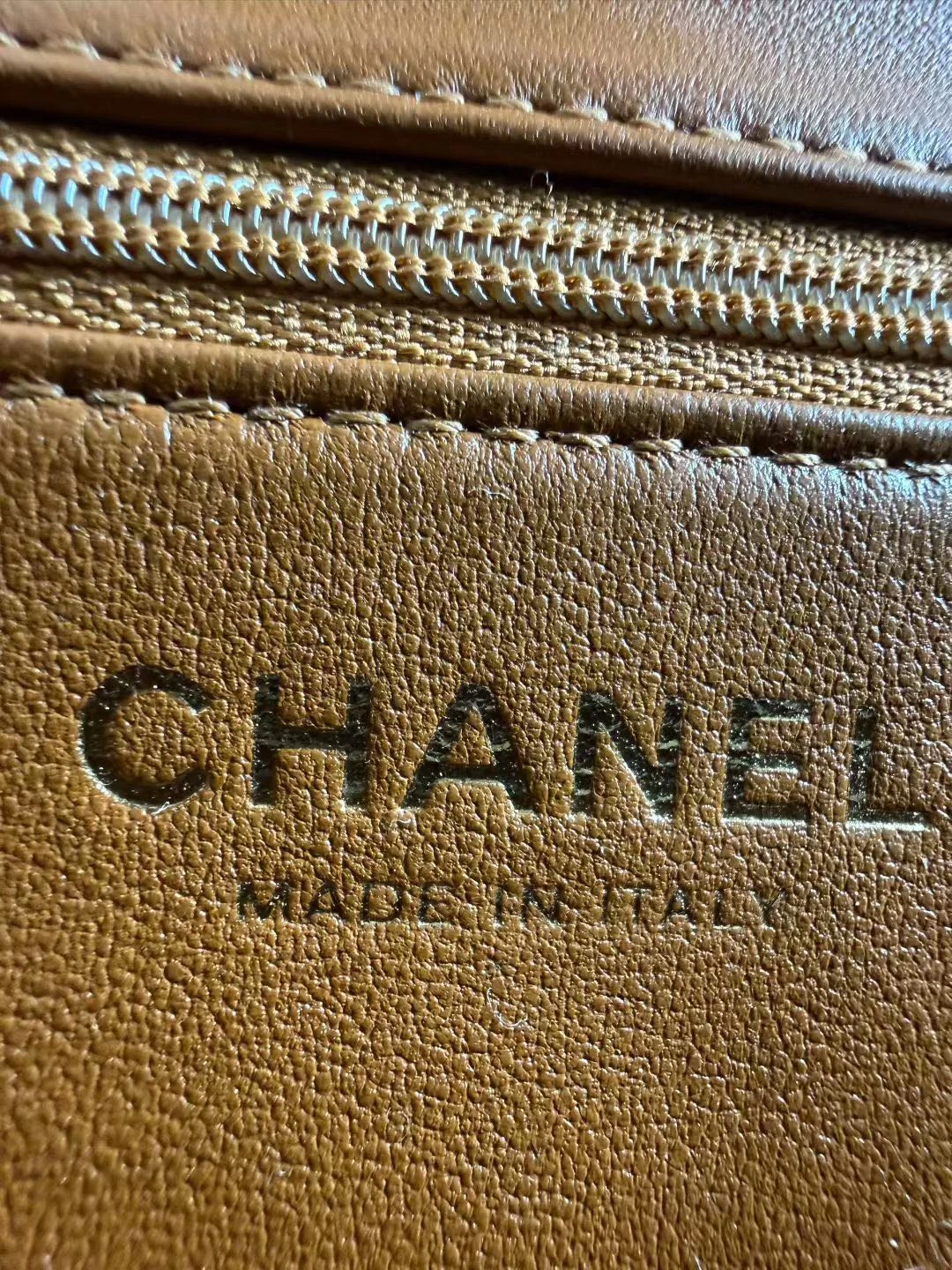 CHANEL Женская сумка 24k CHANEL Женская сумка 24k