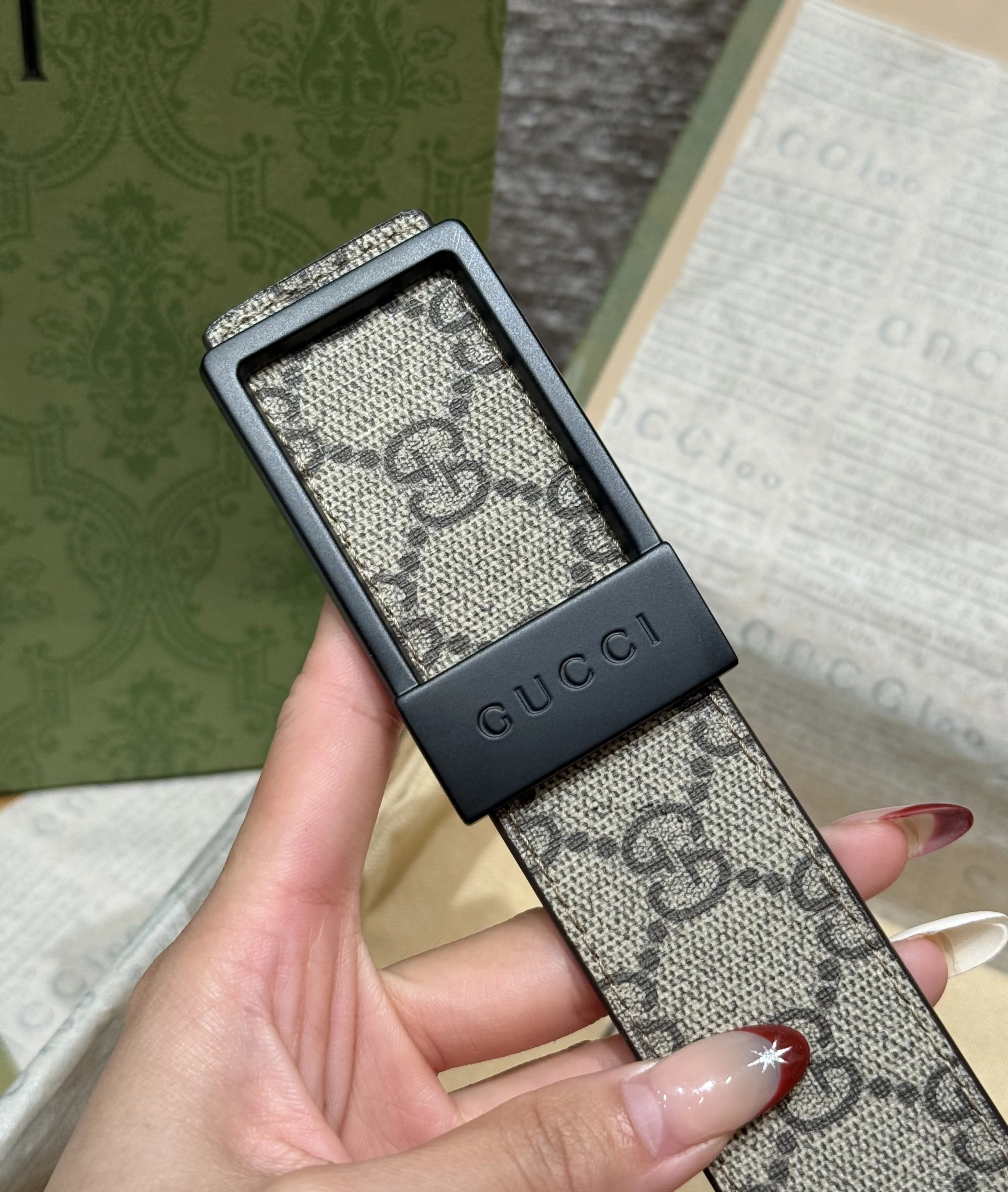 GUCCI Мужской ремень GUCCI Мужской ремень