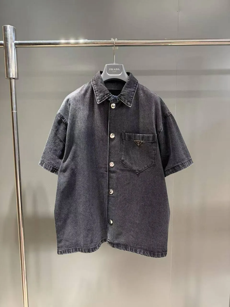 PRADA Мужская рубашка с короткими рукавами из денима