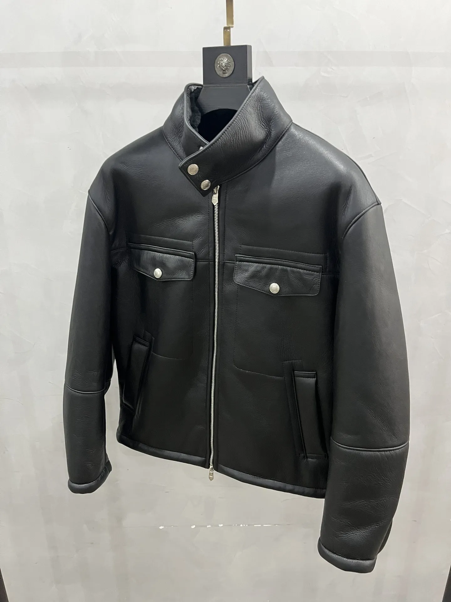 HERMES Мужская кожаная куртка HERMES Мужская кожаная куртка