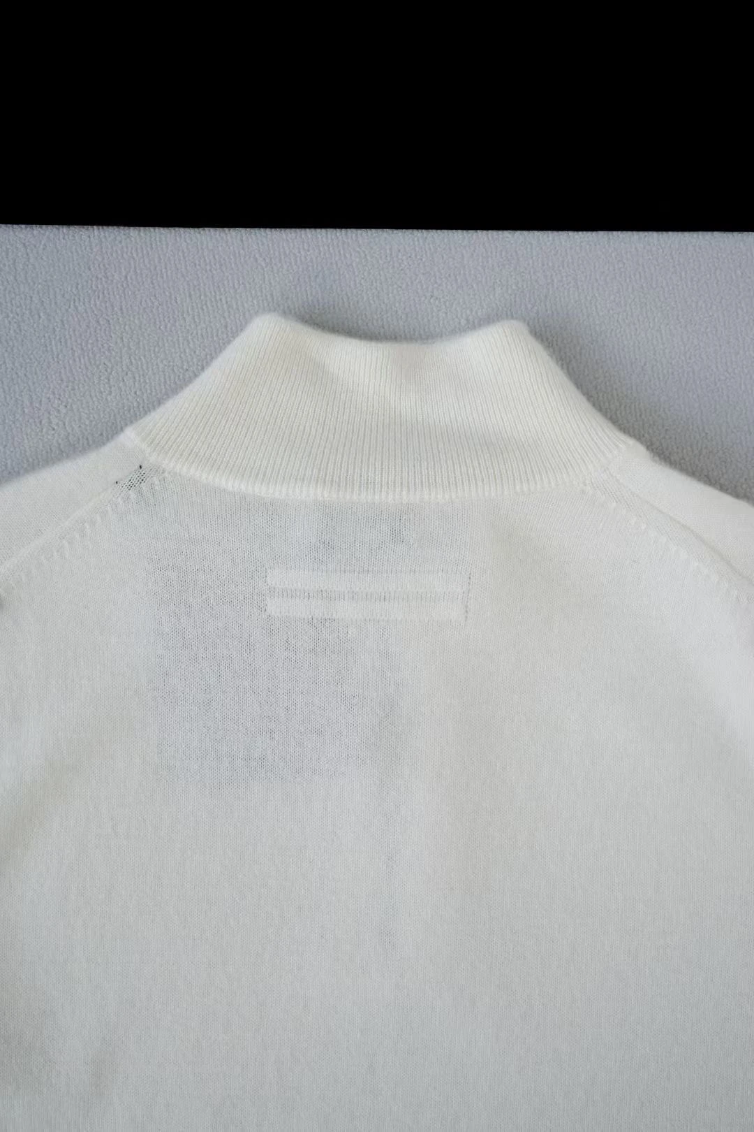 ERMENEGILDO ZEGNA Мужской пуловер  ERMENEGILDO ZEGNA Мужской пуловер