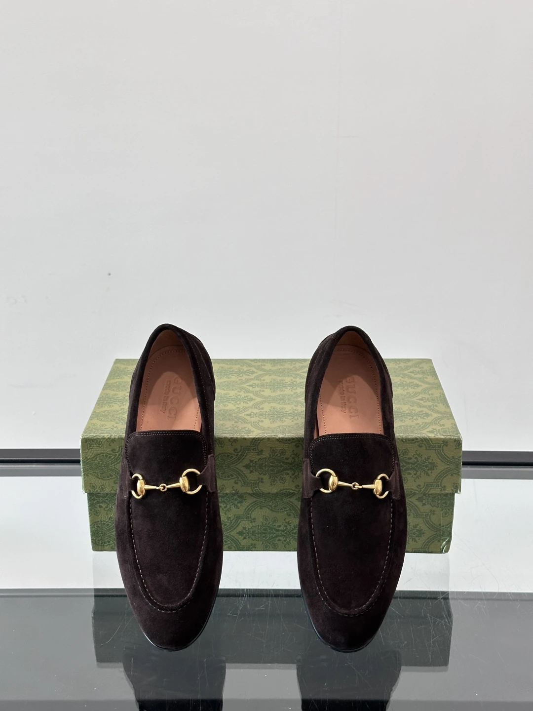 GUCCI Мужские лоферы воловья замша GUCCI Мужские лоферы воловья замша