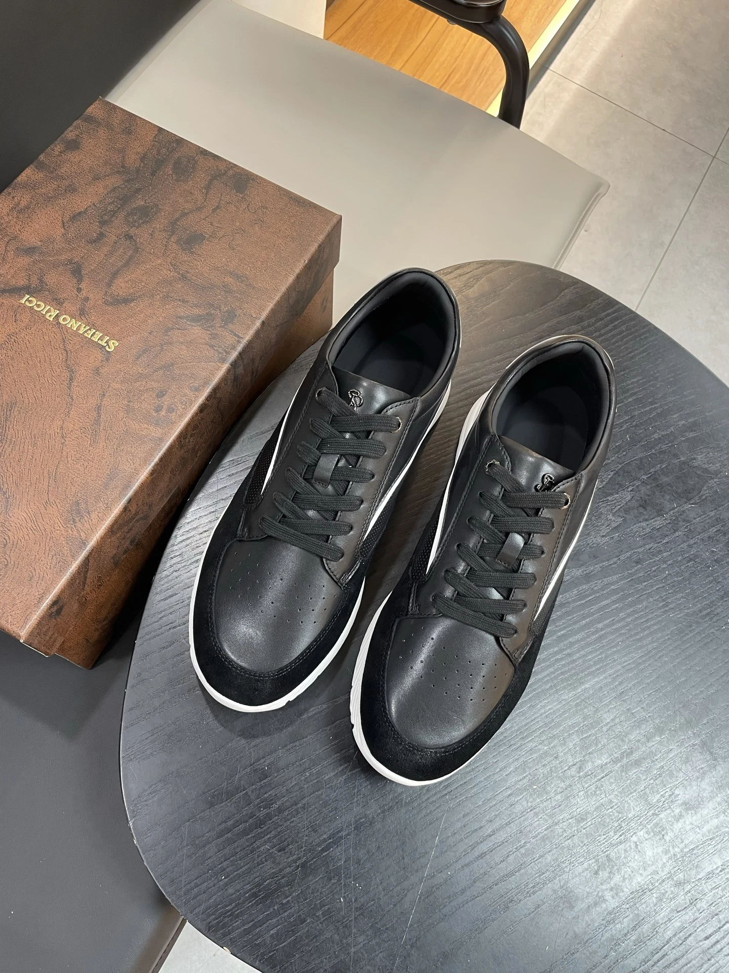 STEFANO RICCI Мужские кроссовки из гладкой натуральной кожи и благородной замши