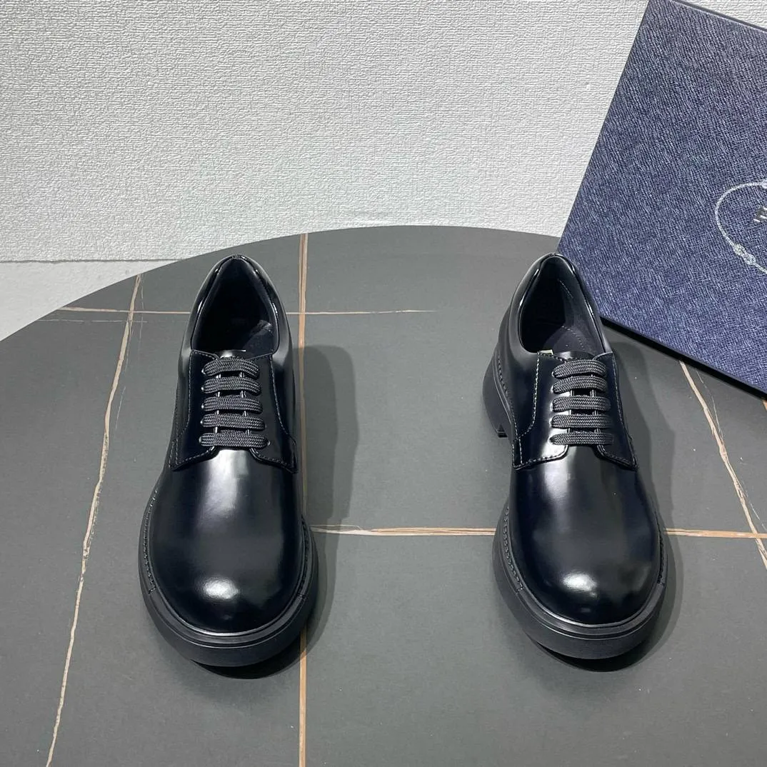 PRADA Мужские туфли-дерби из импортной коровьей кожи