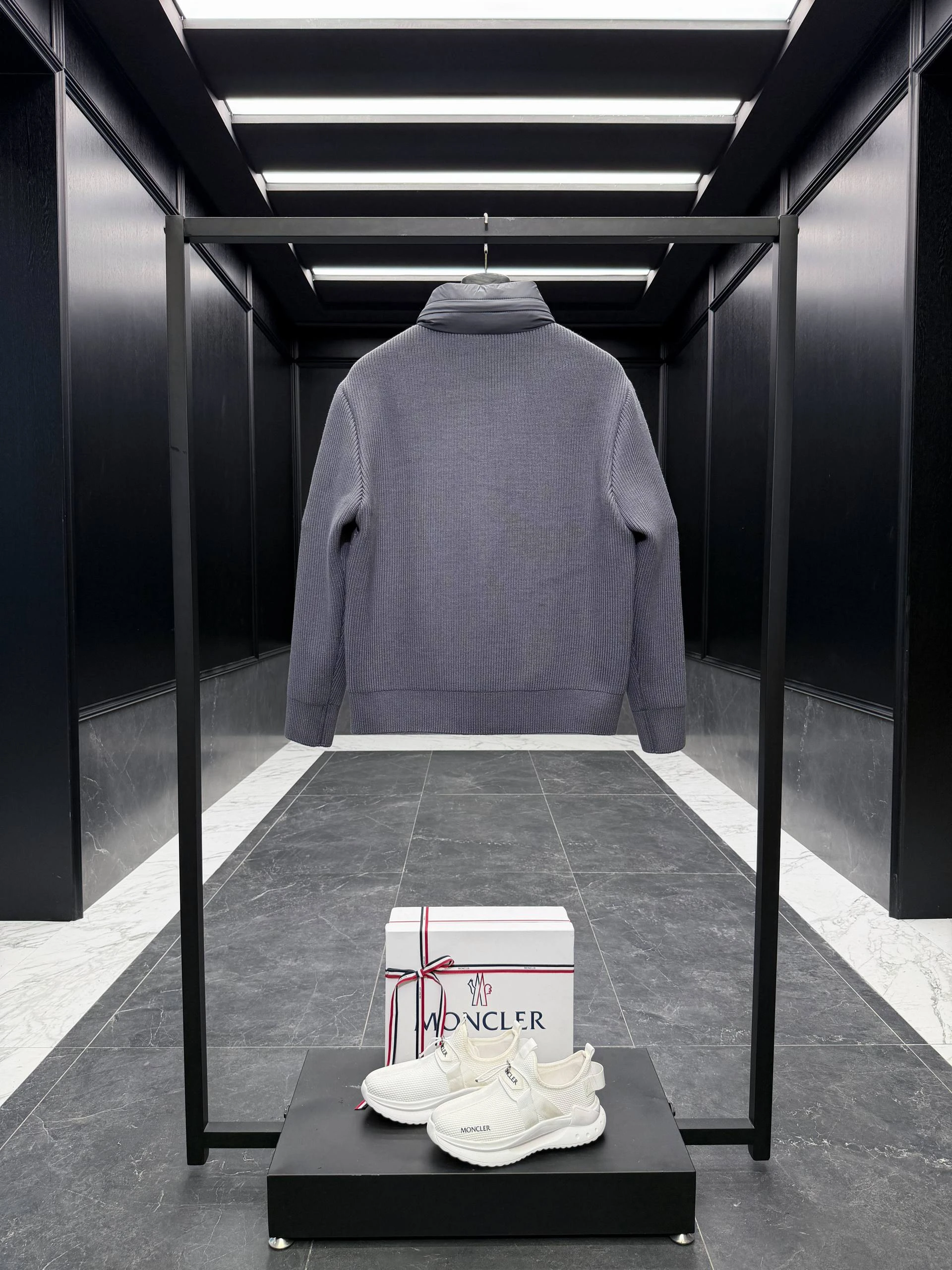 MONCLER Мужская ветровка из натурального пуха 