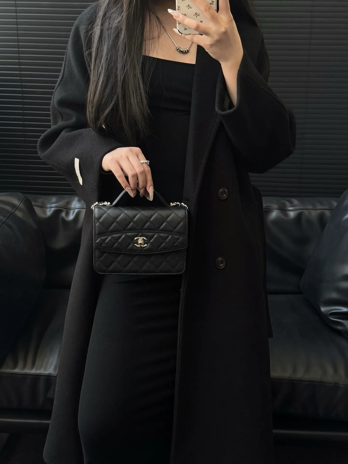 CHANEL Женская сумка-рюкзак 25C