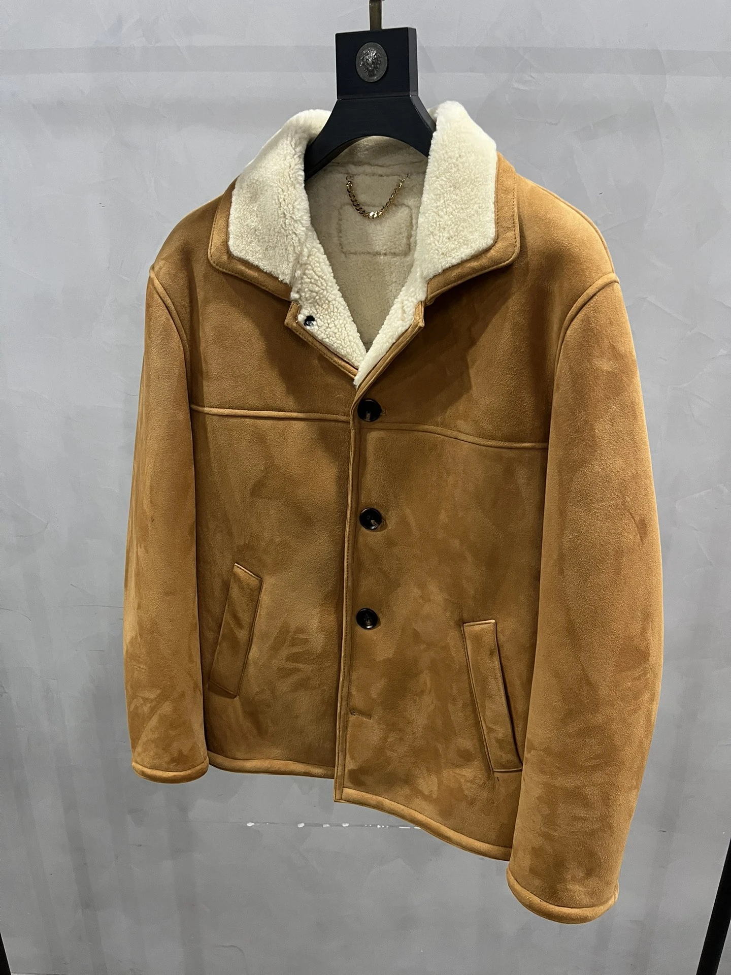 GUCCI Мужская дубленка из меха мериноса GUCCI Мужская дубленка из меха мериноса