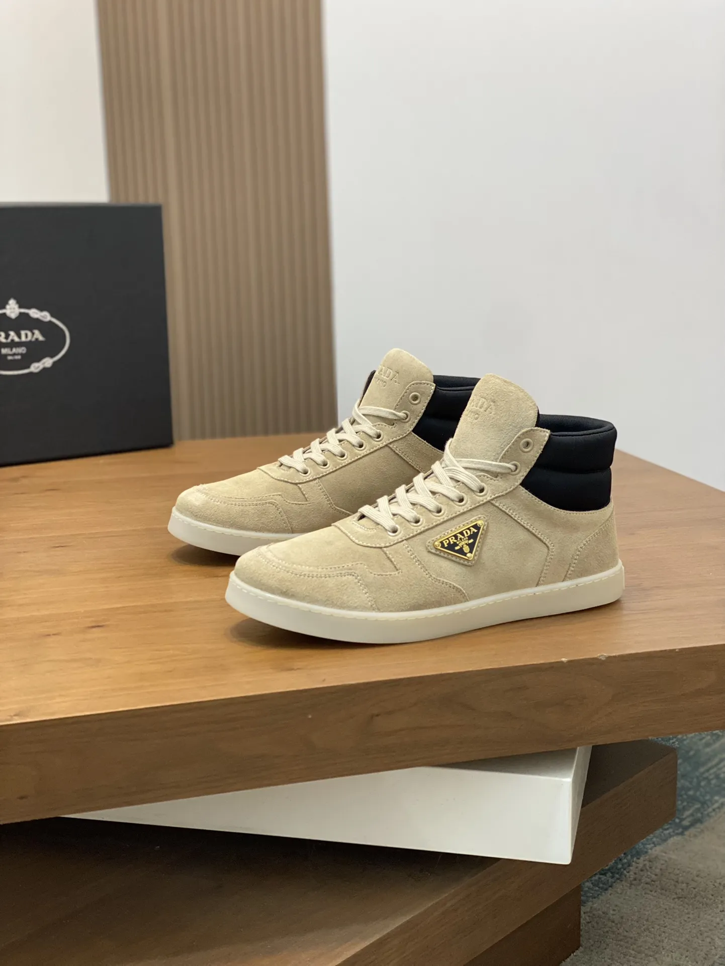 PRADA Мужские кроссовки PRADA Мужские кроссовки