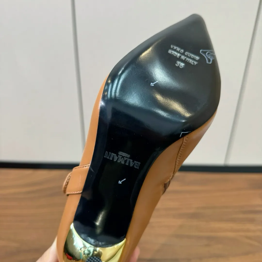 BALMAIN Женские кожаные ботильоны