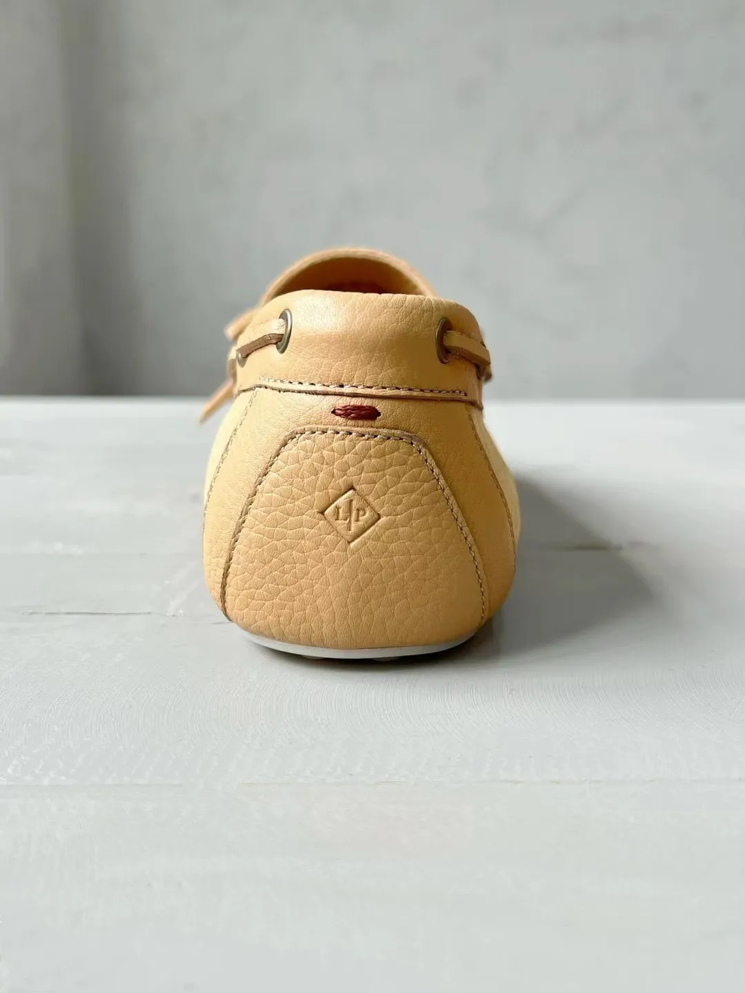 LORO PIANA Мужские мокасины с точечной подошвой