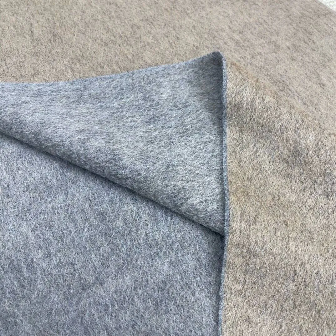 HERMES Женский шарф из тончайшего 100% кашемира