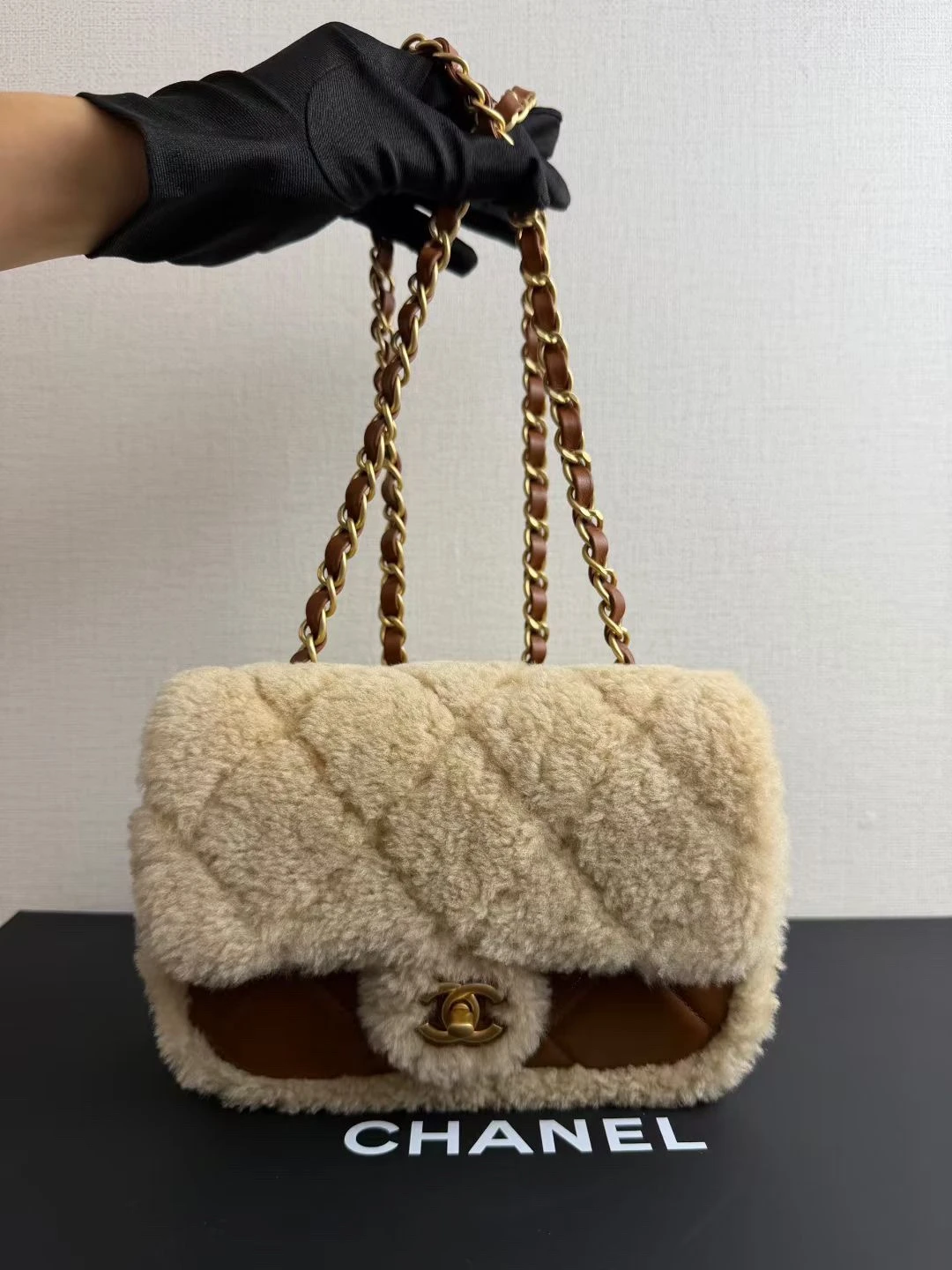 CHANEL Женская сумка 24k CHANEL Женская сумка 24k