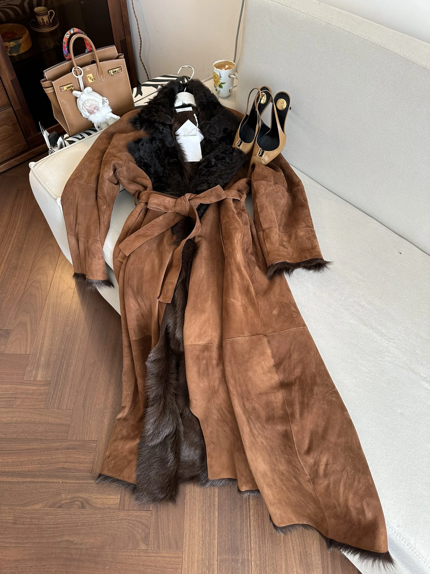 THE ROW Женская дублёнка с мехом лисы THE ROW Женская дублёнка с мехом лисы