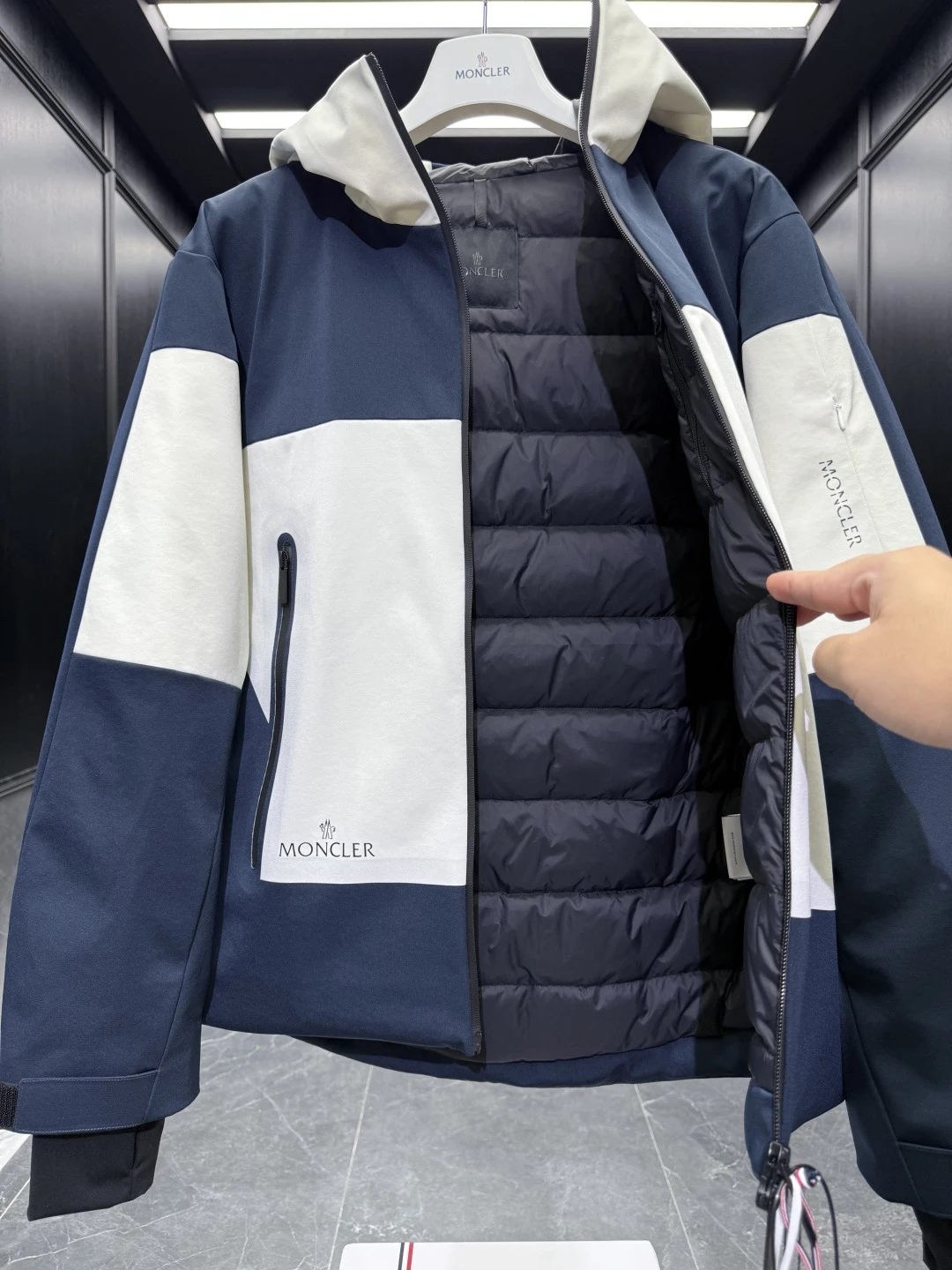 MONCLER Мужской пуховик Grenoble