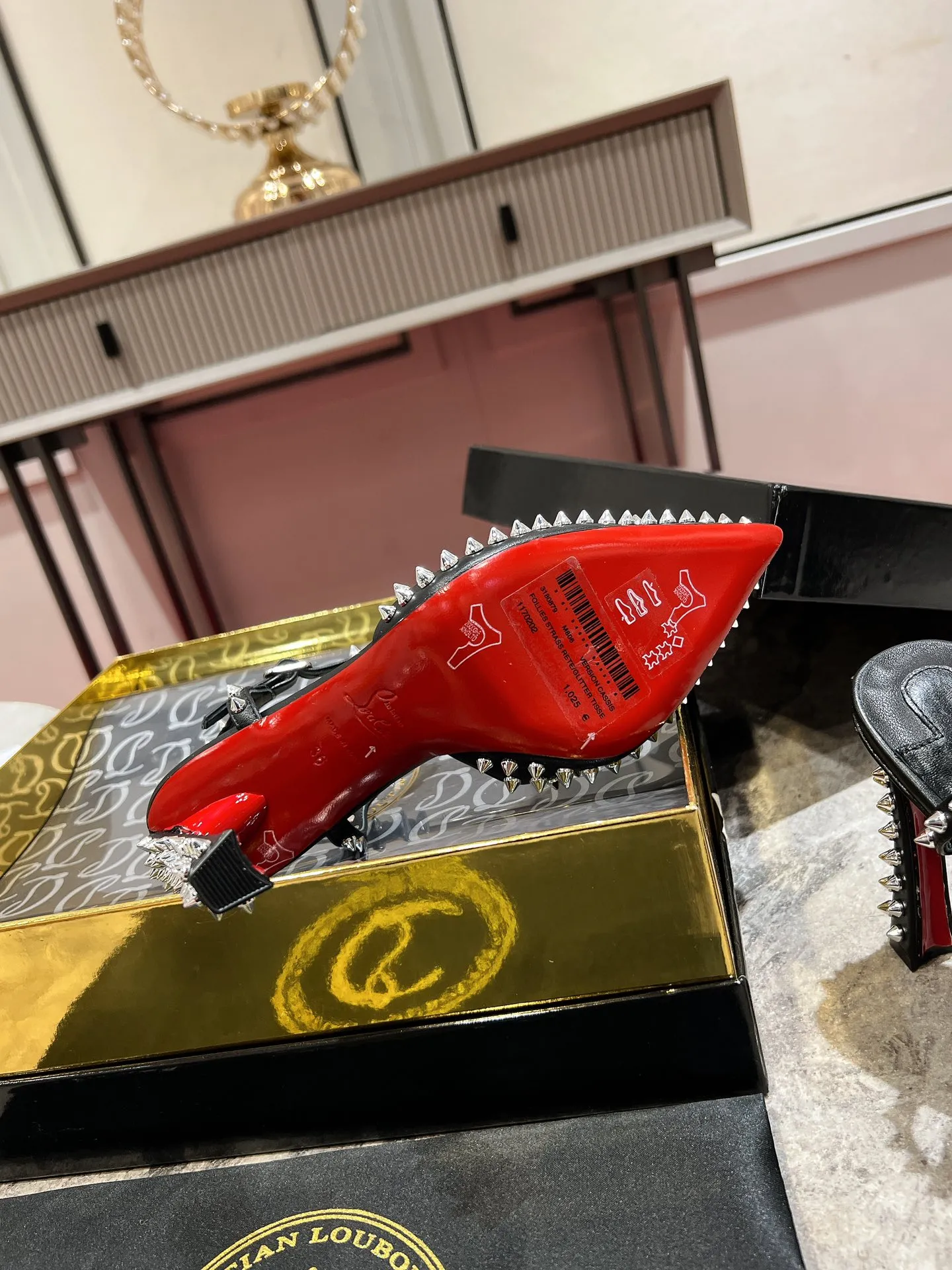 CHRISTIAN LOUBOUTIN Женские туфли CHRISTIAN LOUBOUTIN Женские туфли