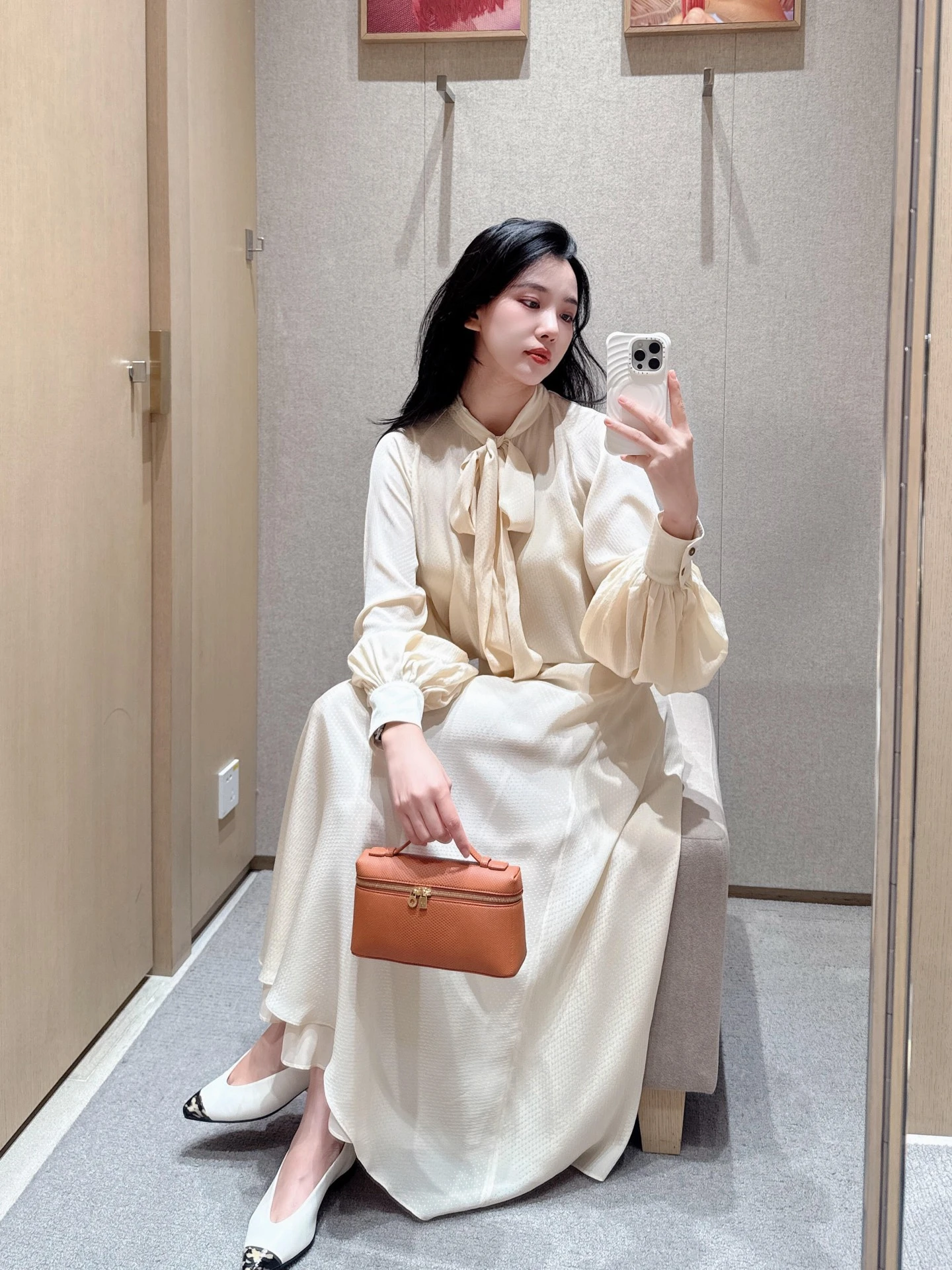 LORO PIANA Женская атласная рубашка LORO PIANA Женская атласная рубашка