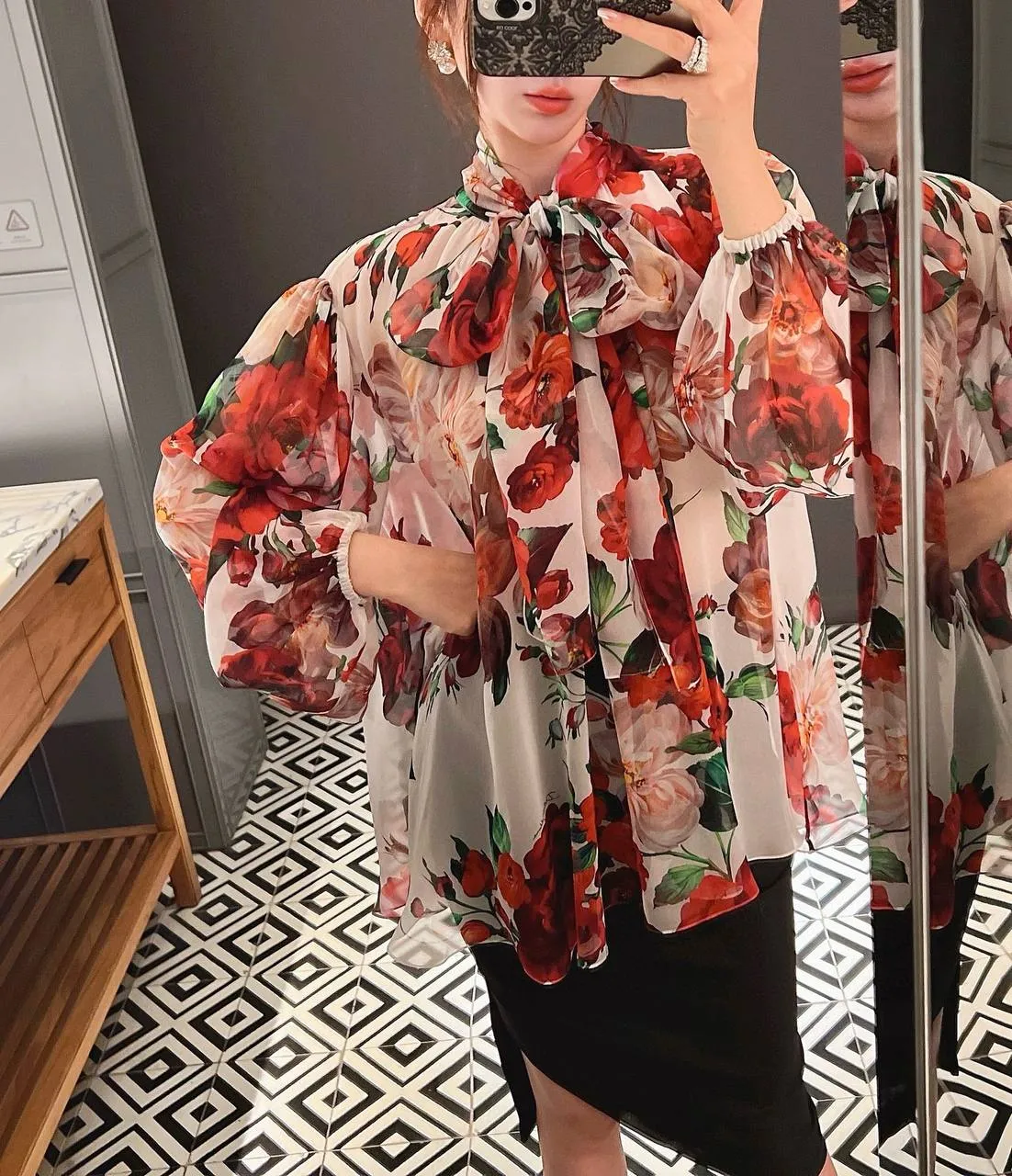 DOLCE & GABBANA Женская шелковая блузка DOLCE & GABBANA Женская шелковая блузка