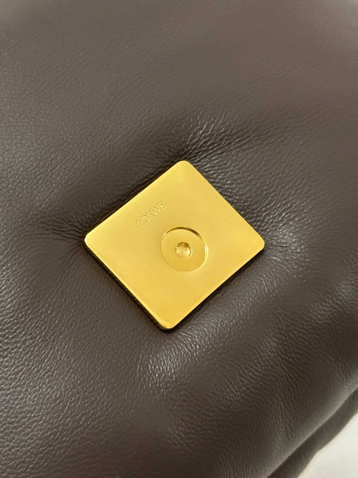 LOEWE Женская сумка Puffer Goya из кожи наппа