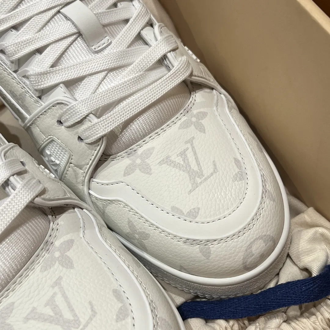 LOUIS VUITTON Кроссовки LV Trainer LOUIS VUITTON Кроссовки LV Trainer