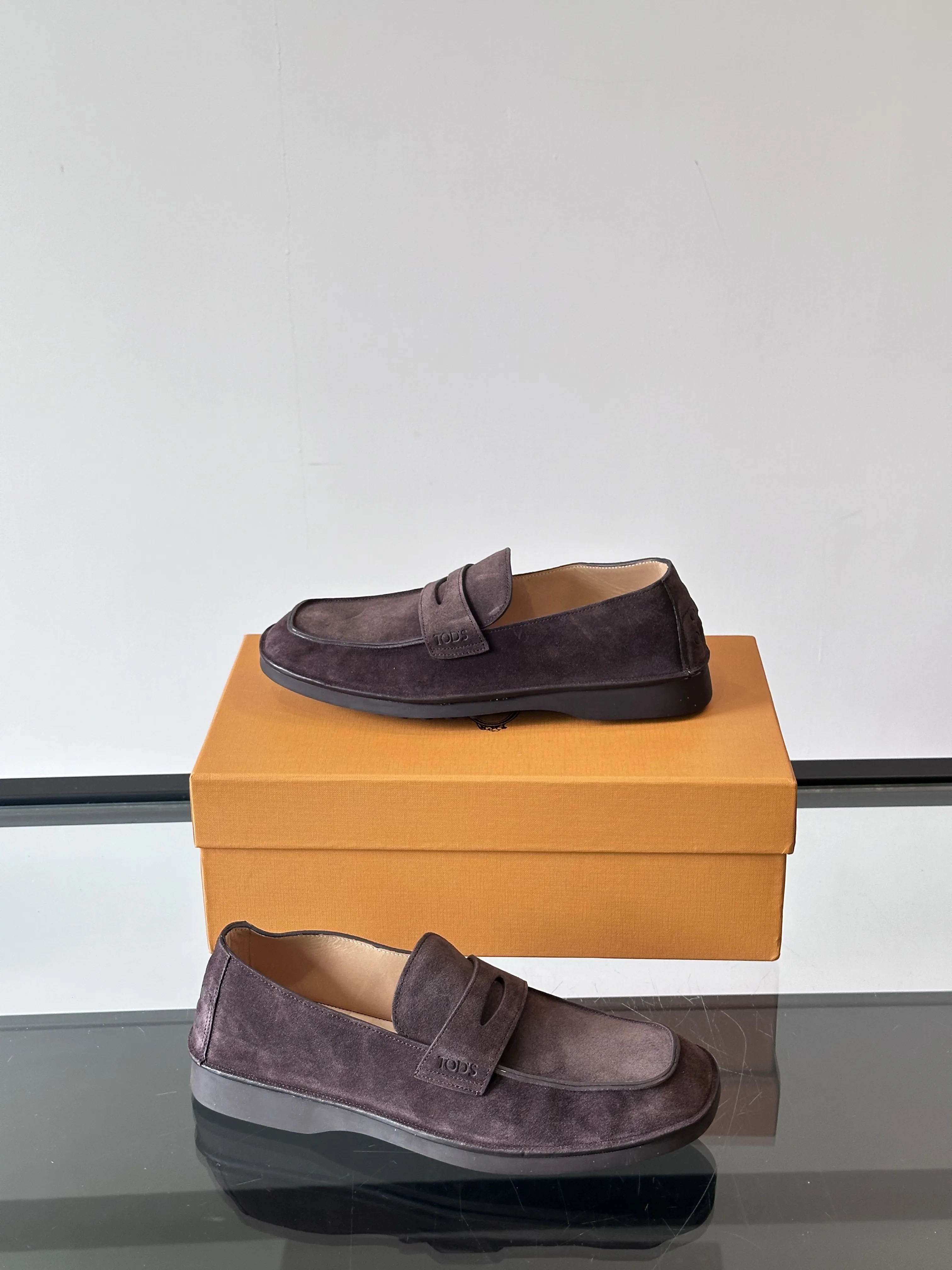 TOD'S Мужские лоферы из бархатистой замши черные