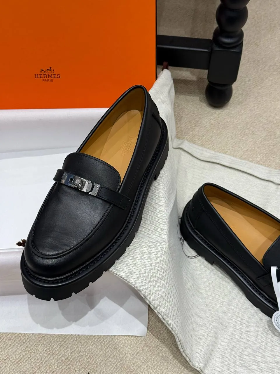 HERMES Женские лоферы Icone Kelly