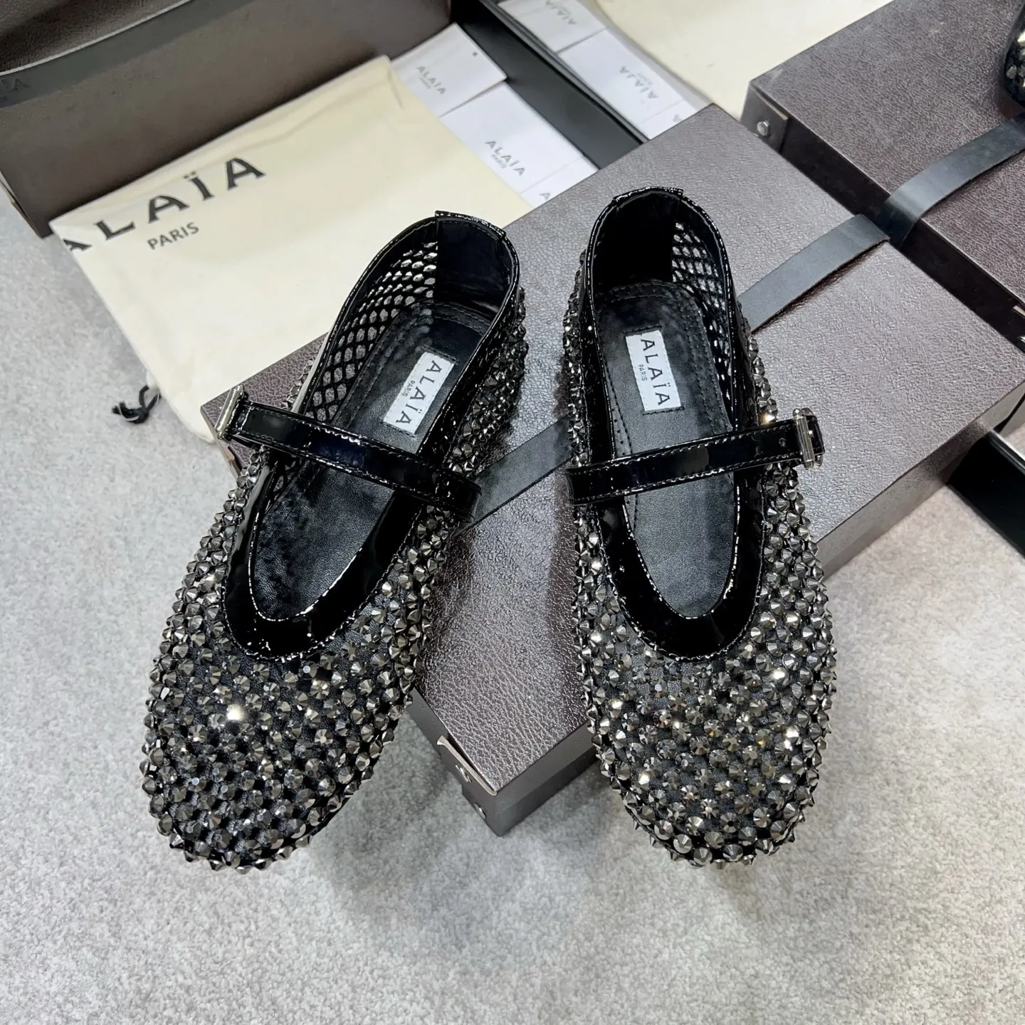 ALAIA Женские балетки cо стразами ALAIA Женские балетки cо стразами