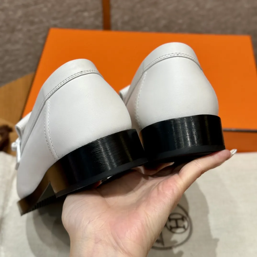 HERMES Женские лоферы Impact